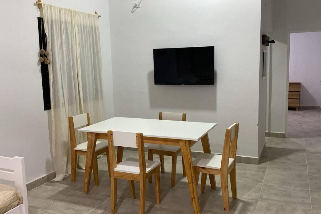 One-Bedroom House photo 2