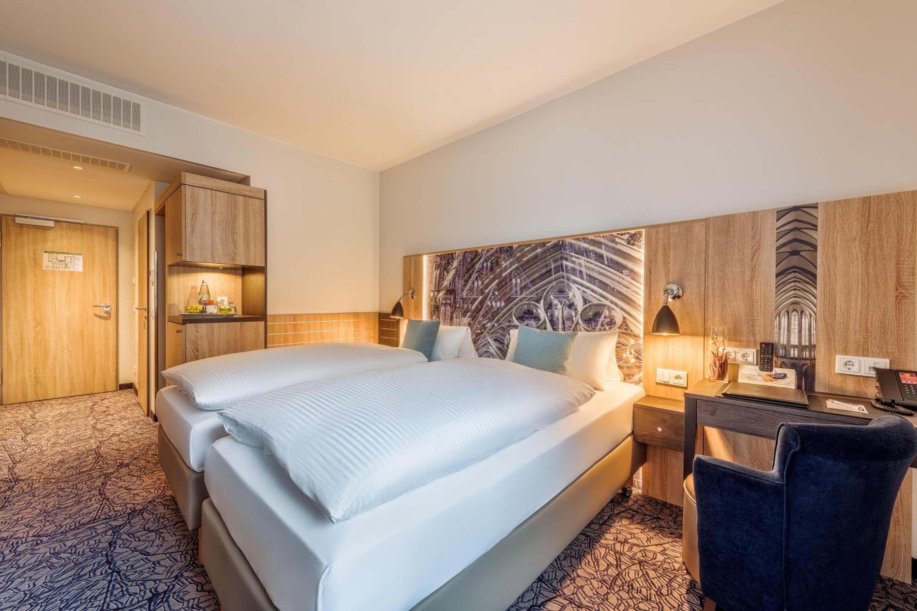 Comfort Twin Room