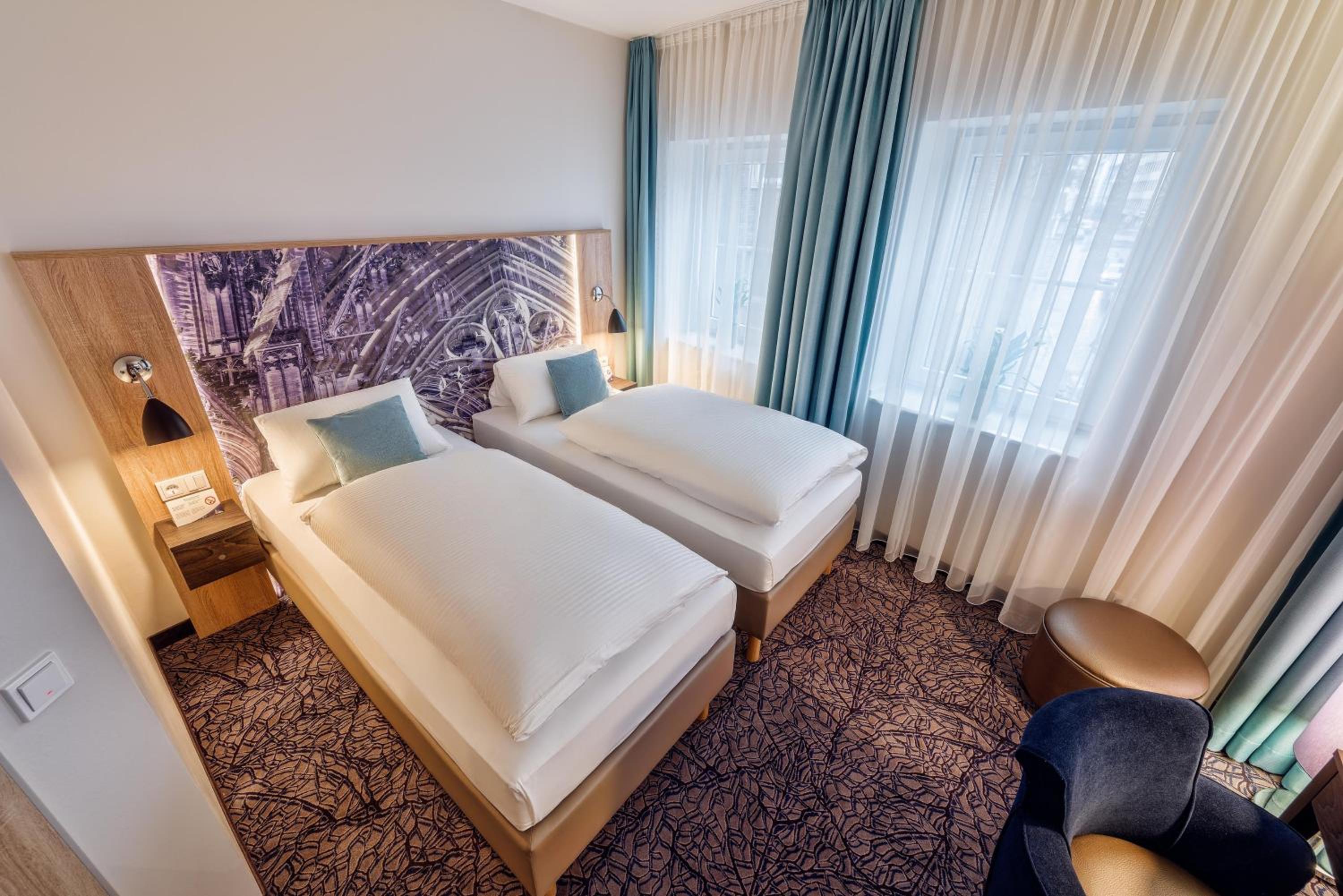 Comfort Twin Room
