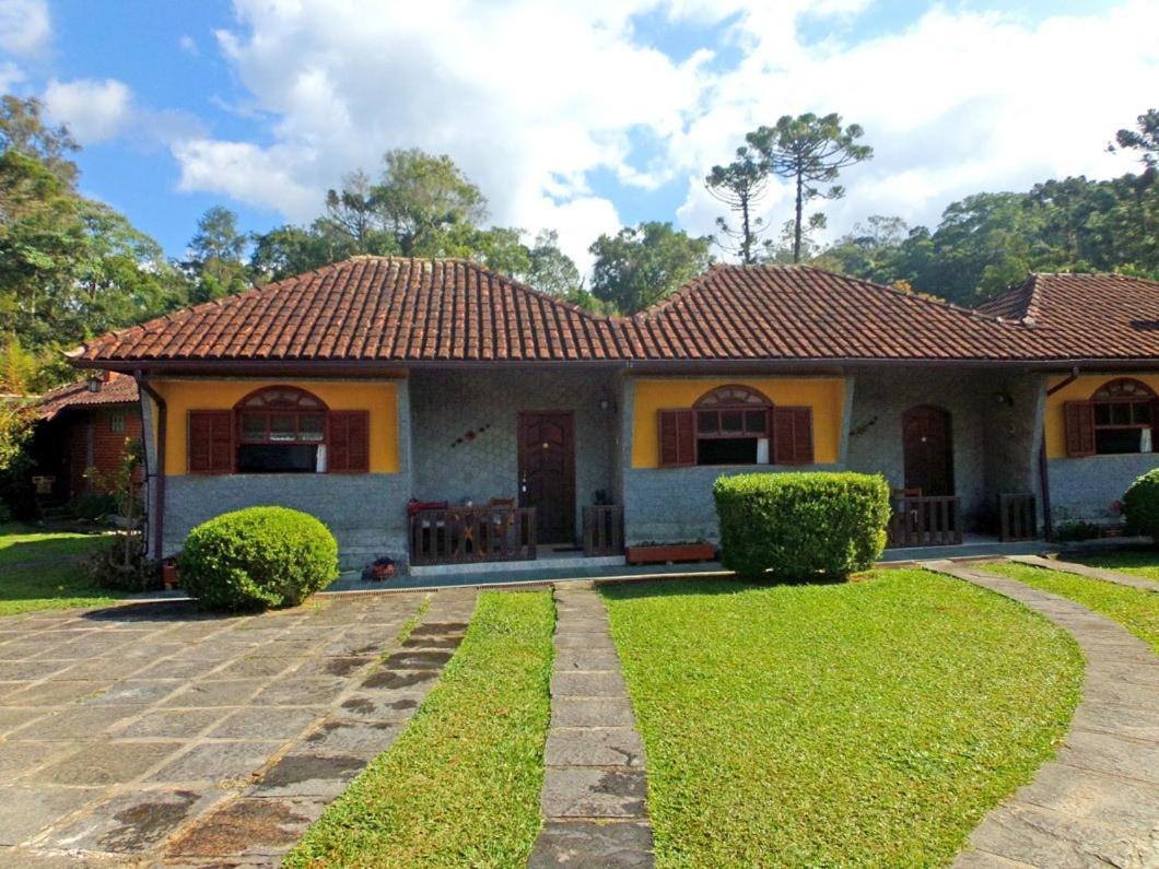 Triple Room with Garden View photo 2