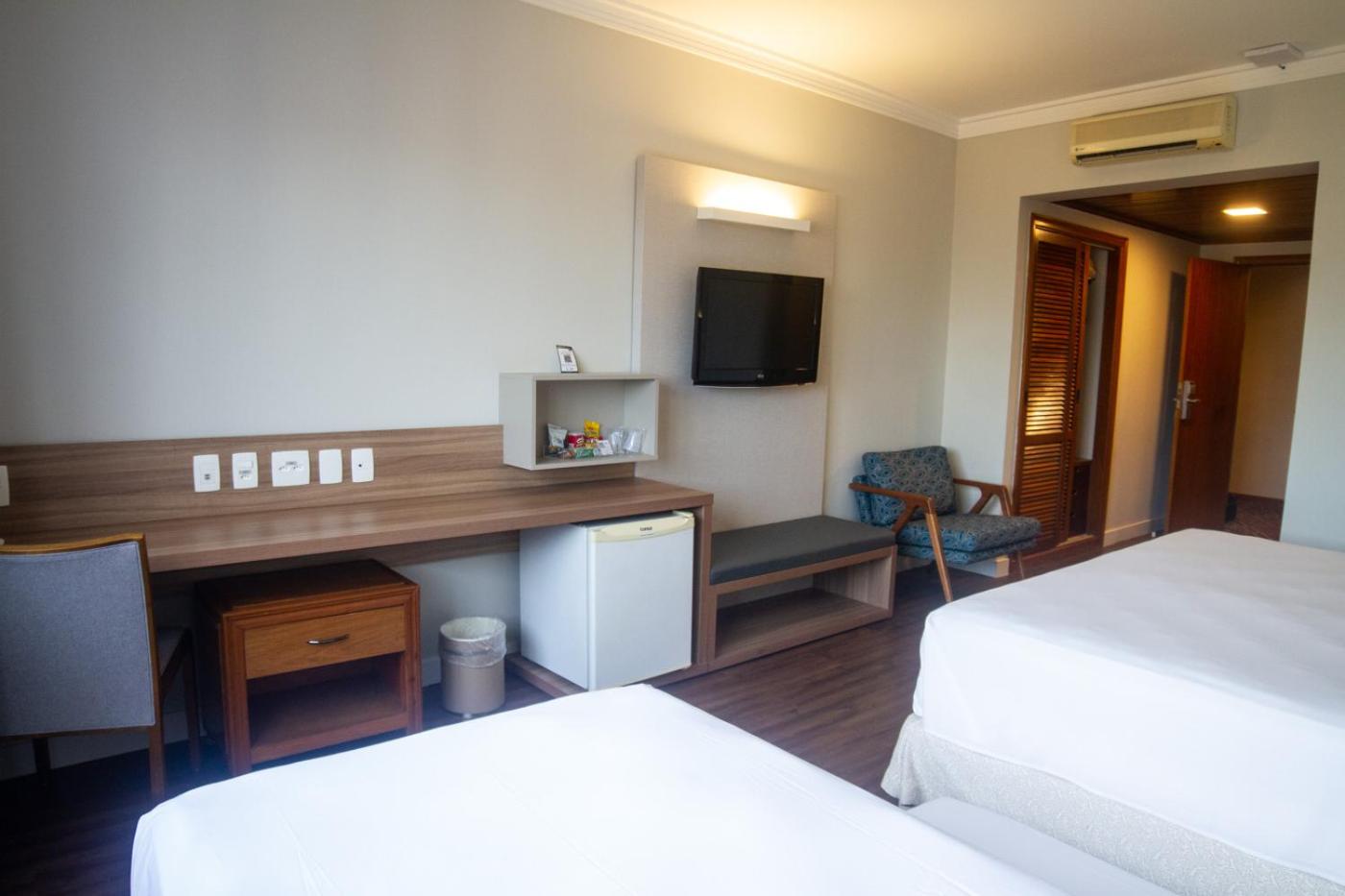 Superior Triple Room photo 3