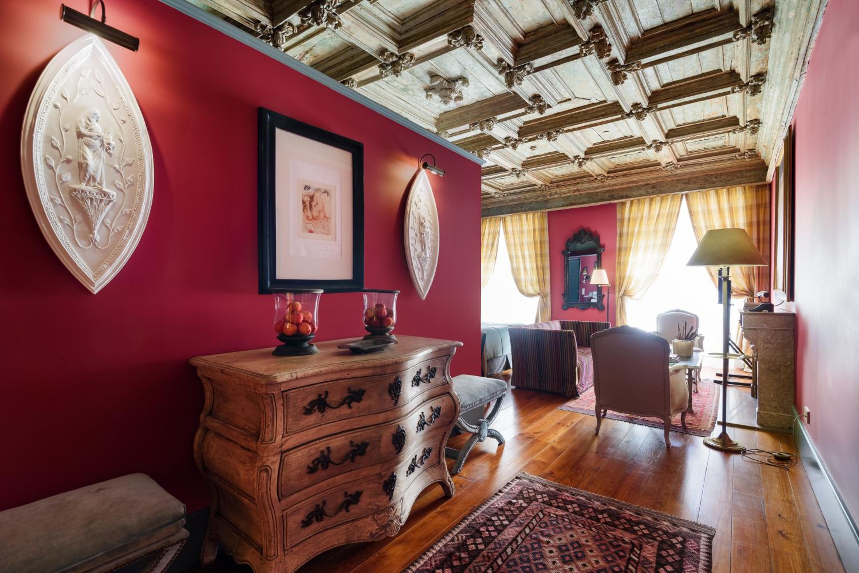 Suite with City View photo 3