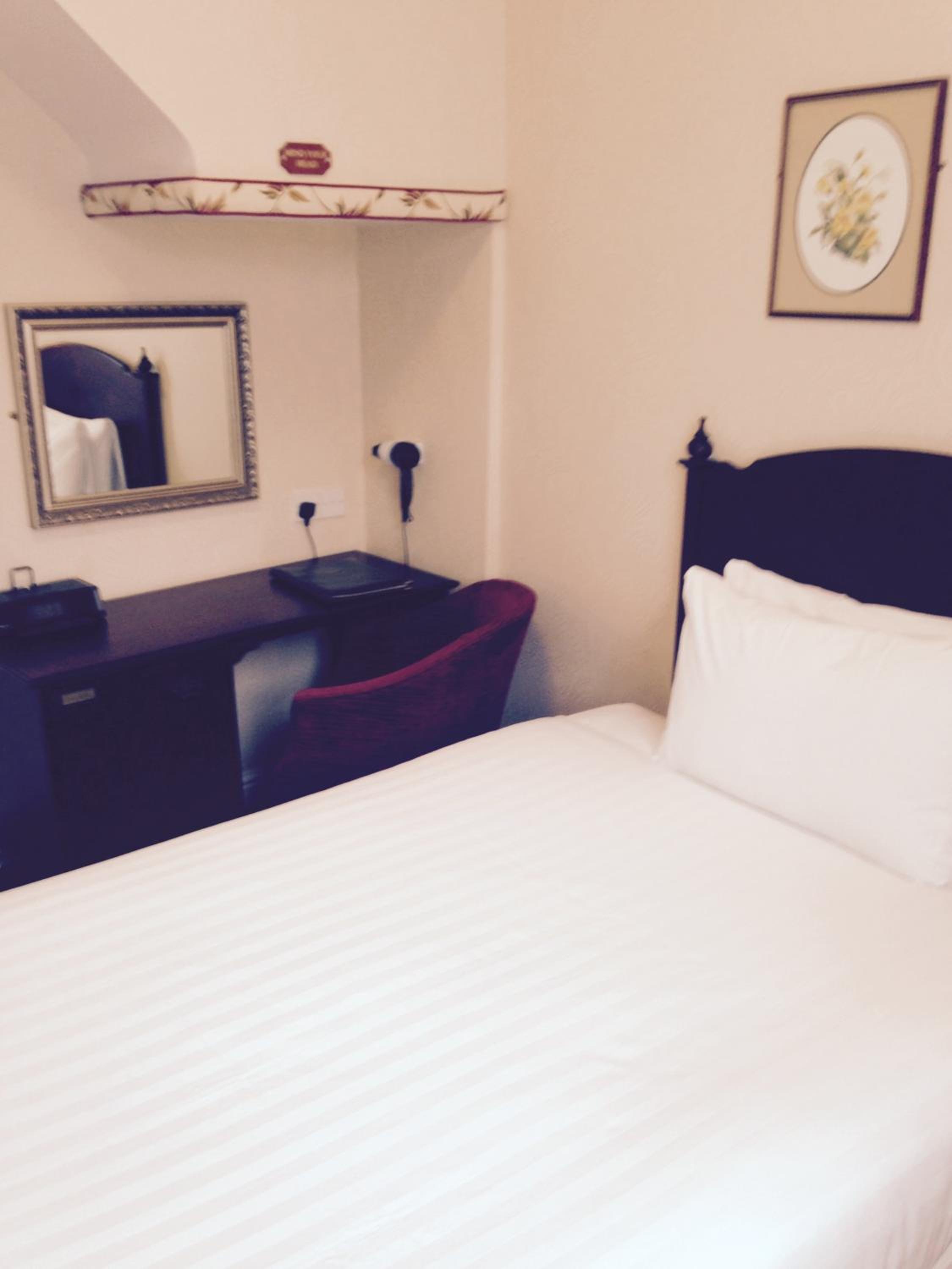 Standard Single Room - Non-Smoking photo 3