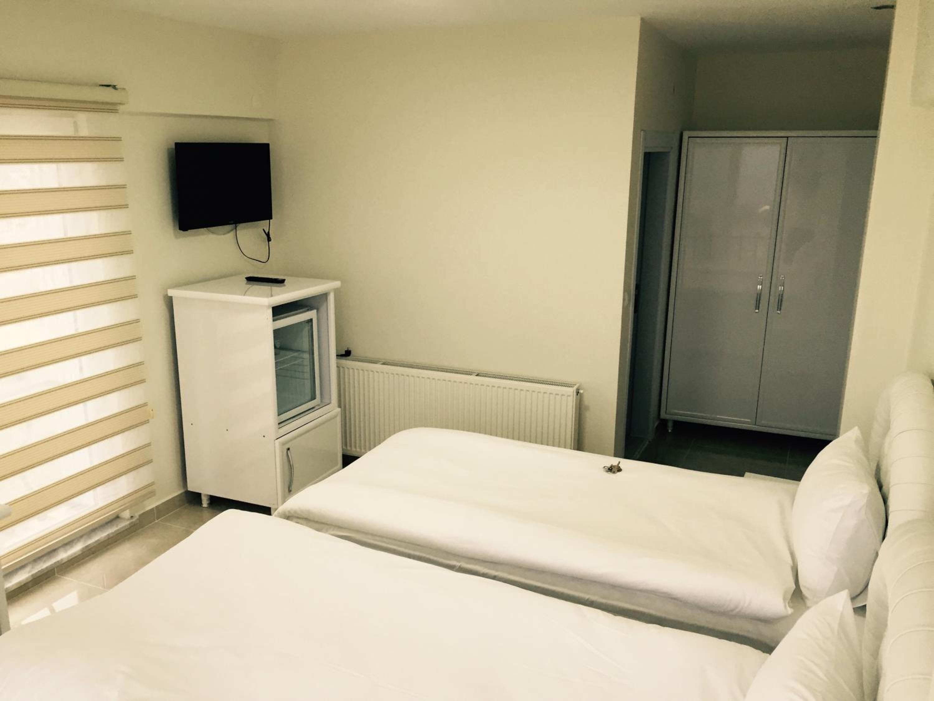 Deluxe Double or Twin Room - Photo 3