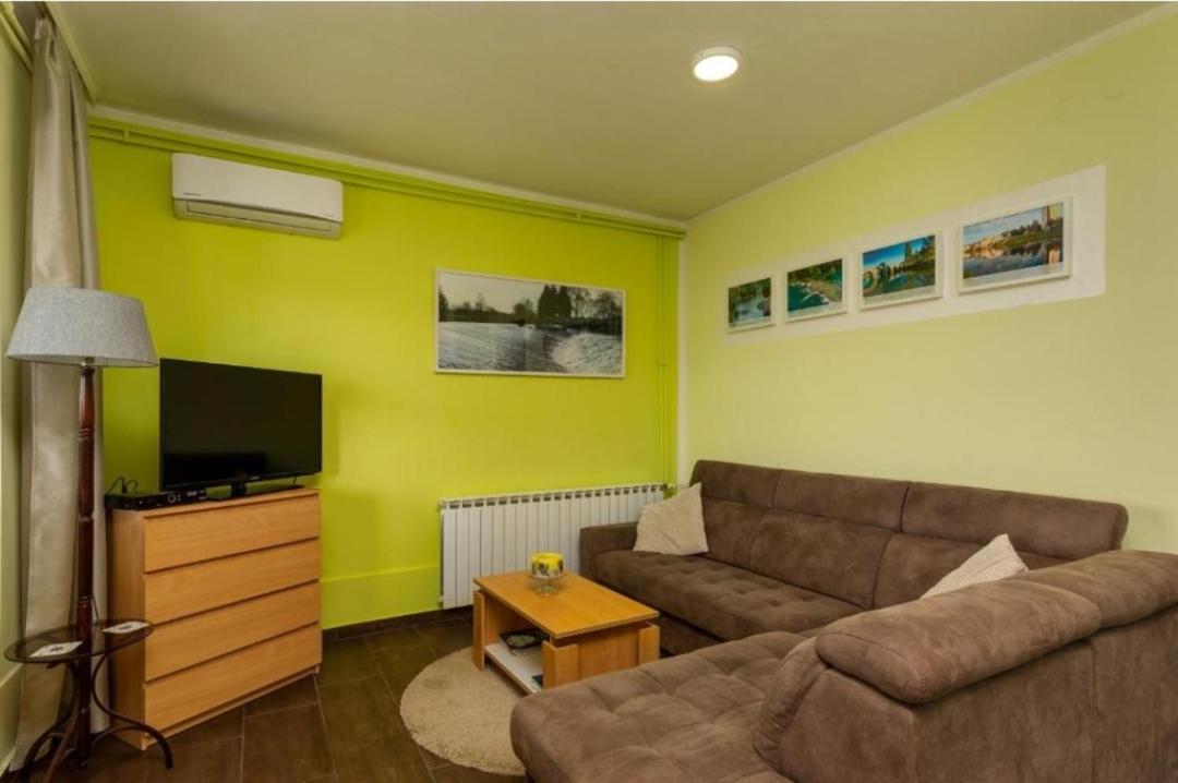 Two-Bedroom Apartment - Photo 1