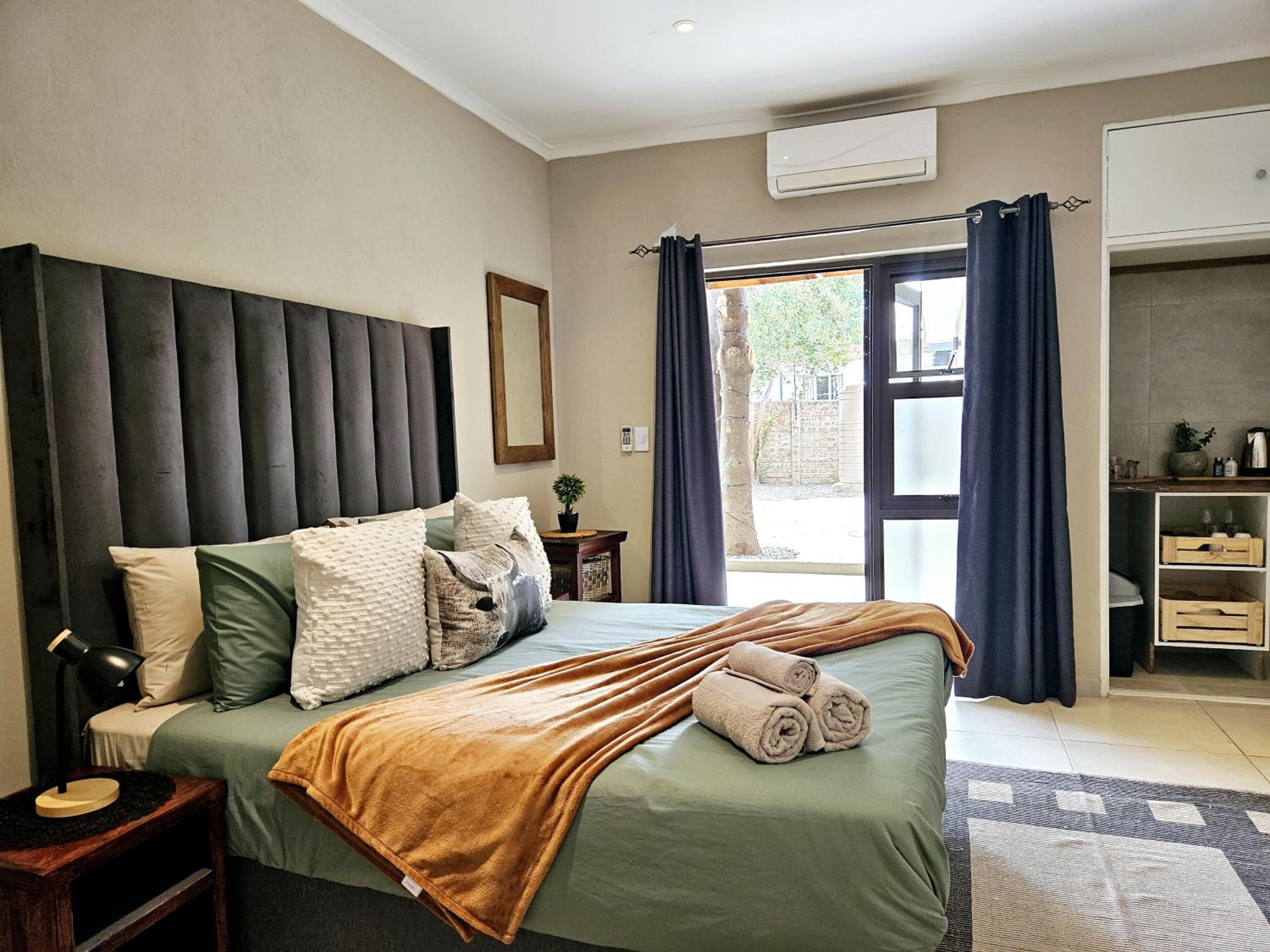 Superior Queen Room - Photo 8