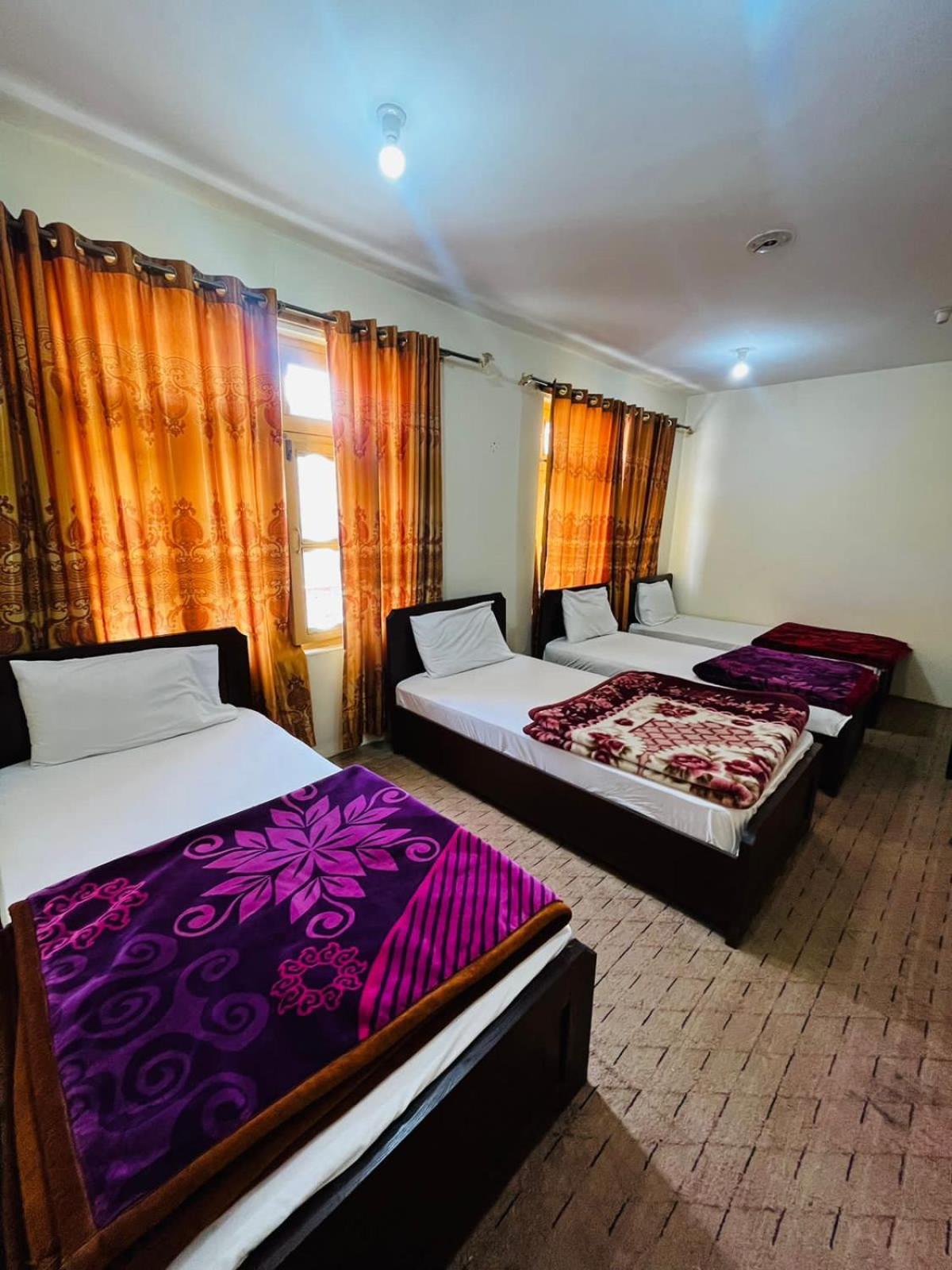 Economy Quadruple Room photo 1