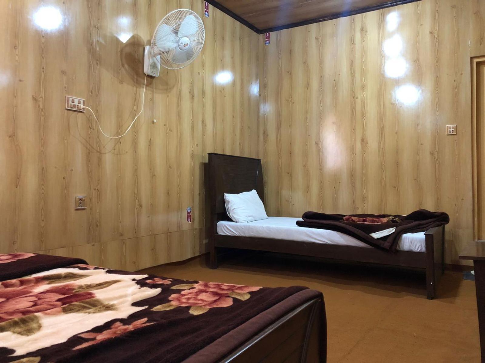 Deluxe Triple Room photo 2