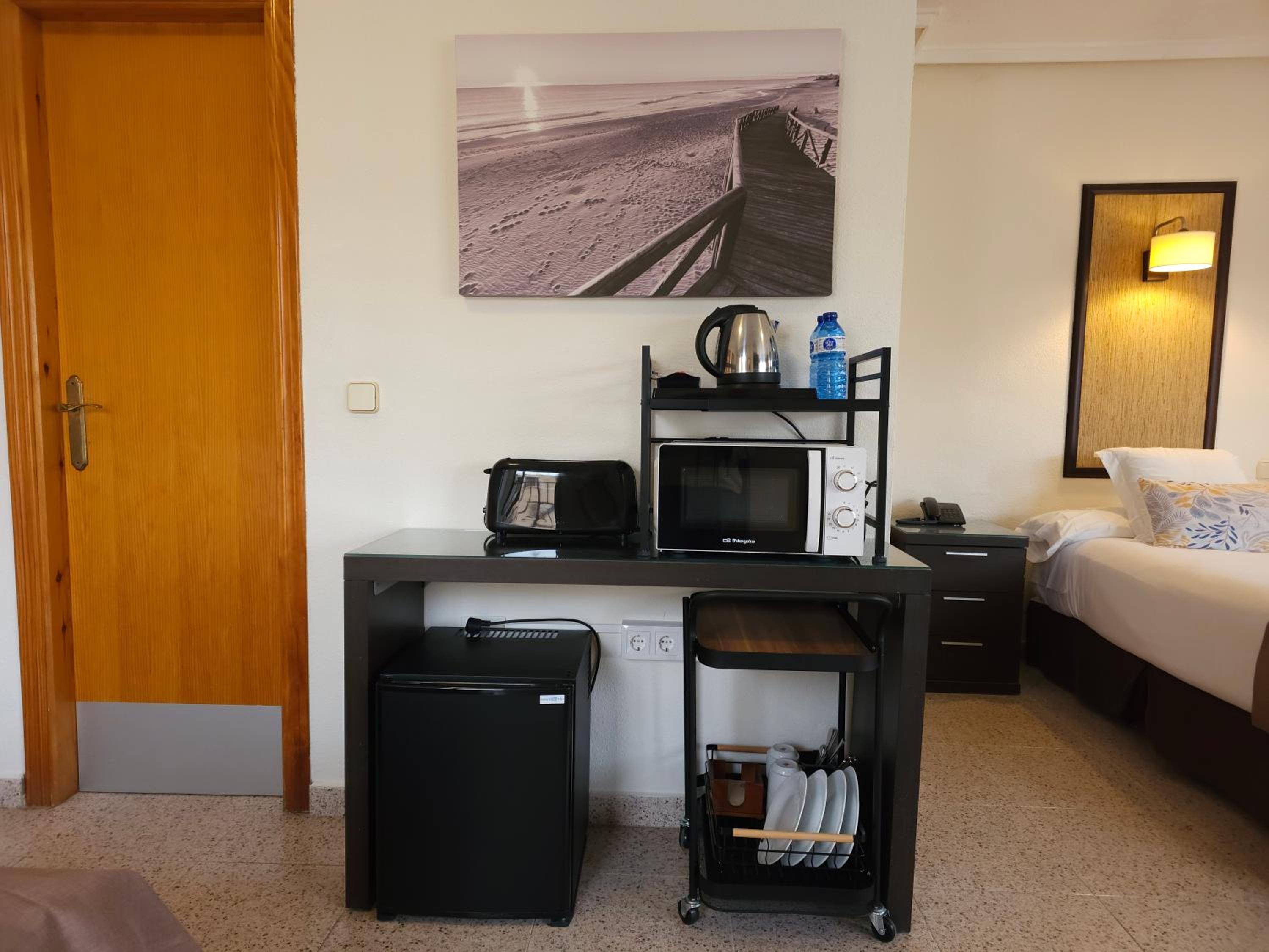 Family Room - Photo 15
