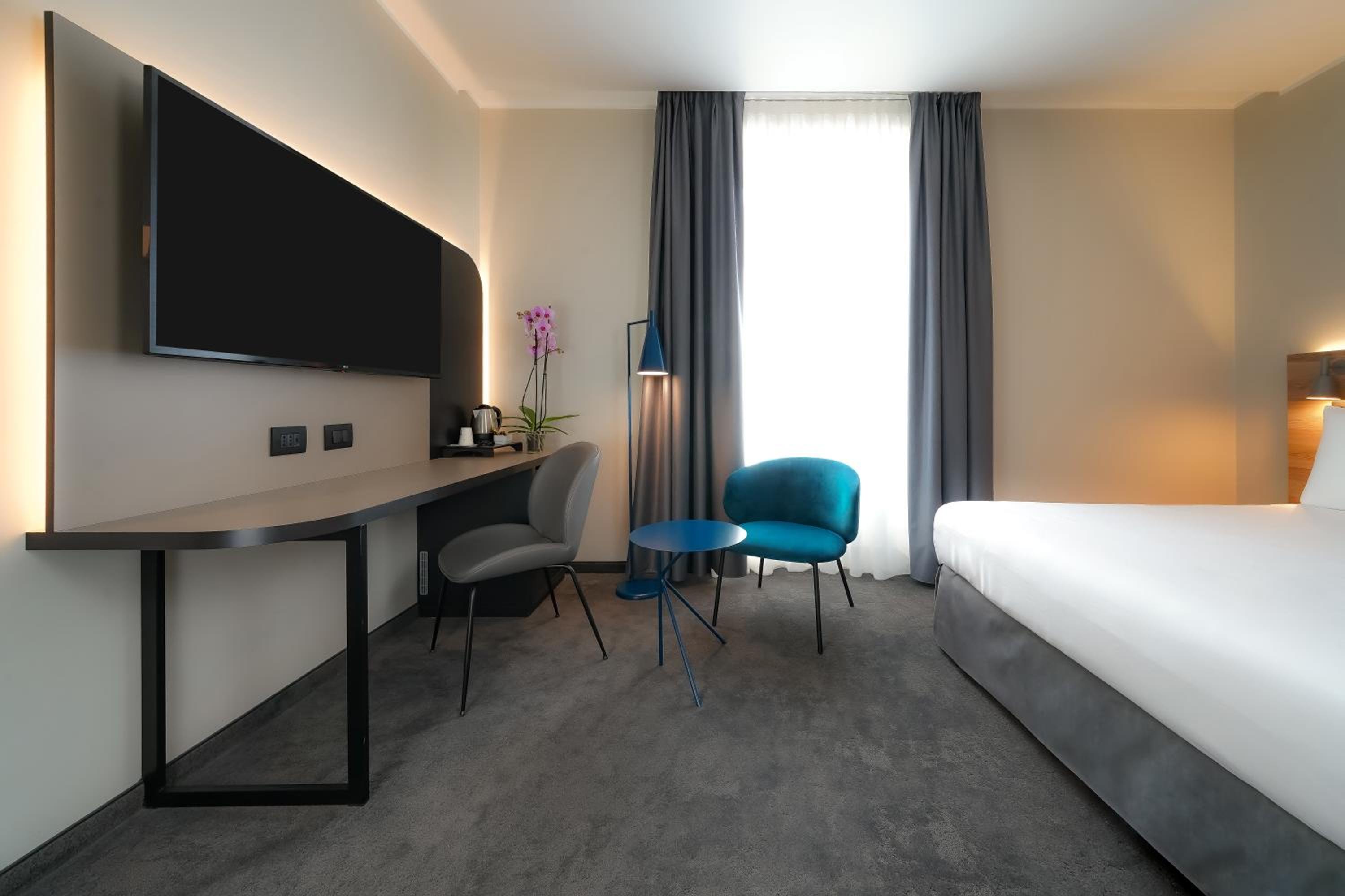 Standard Double Room - Photo 5