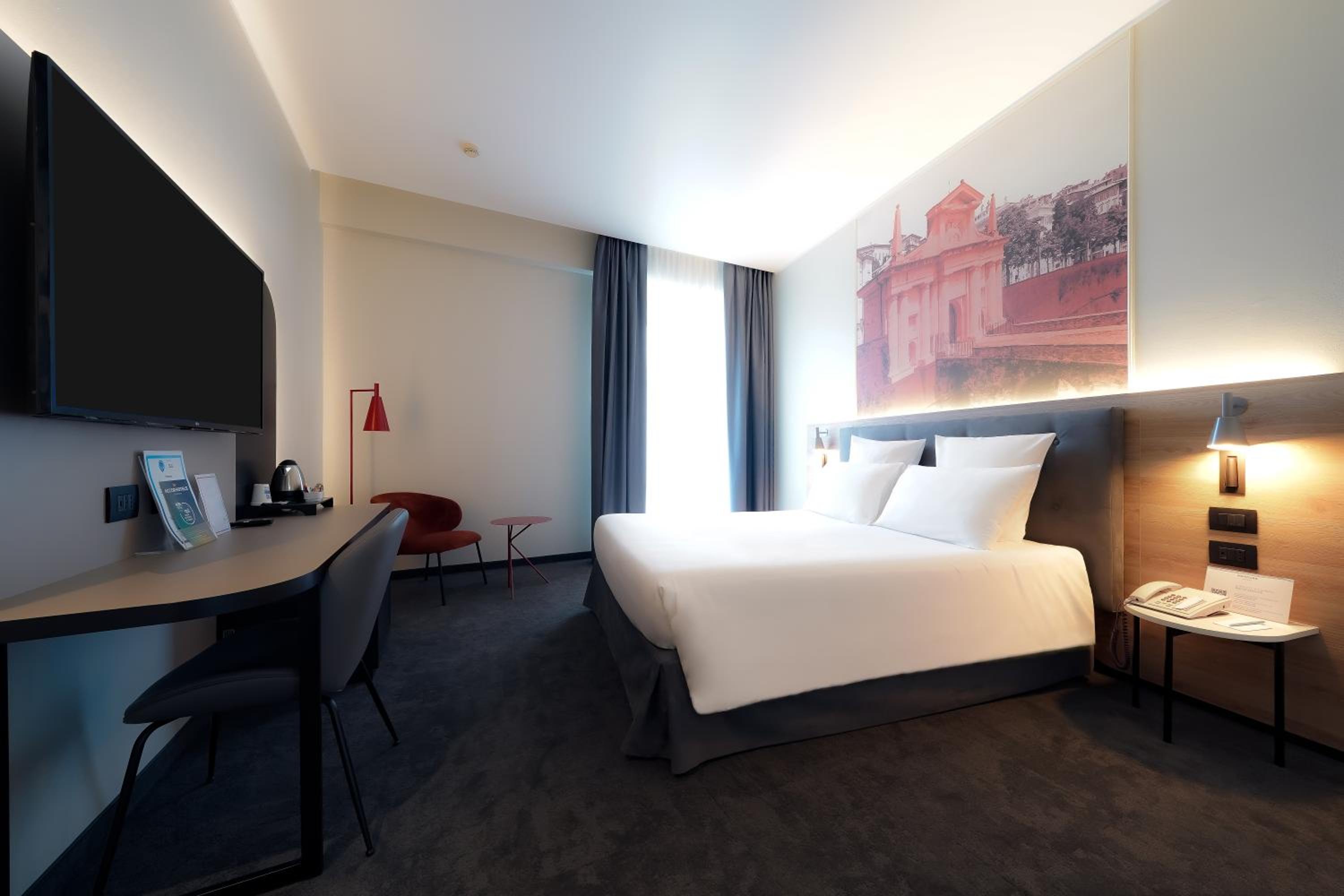 Standard Double Room - Photo 6