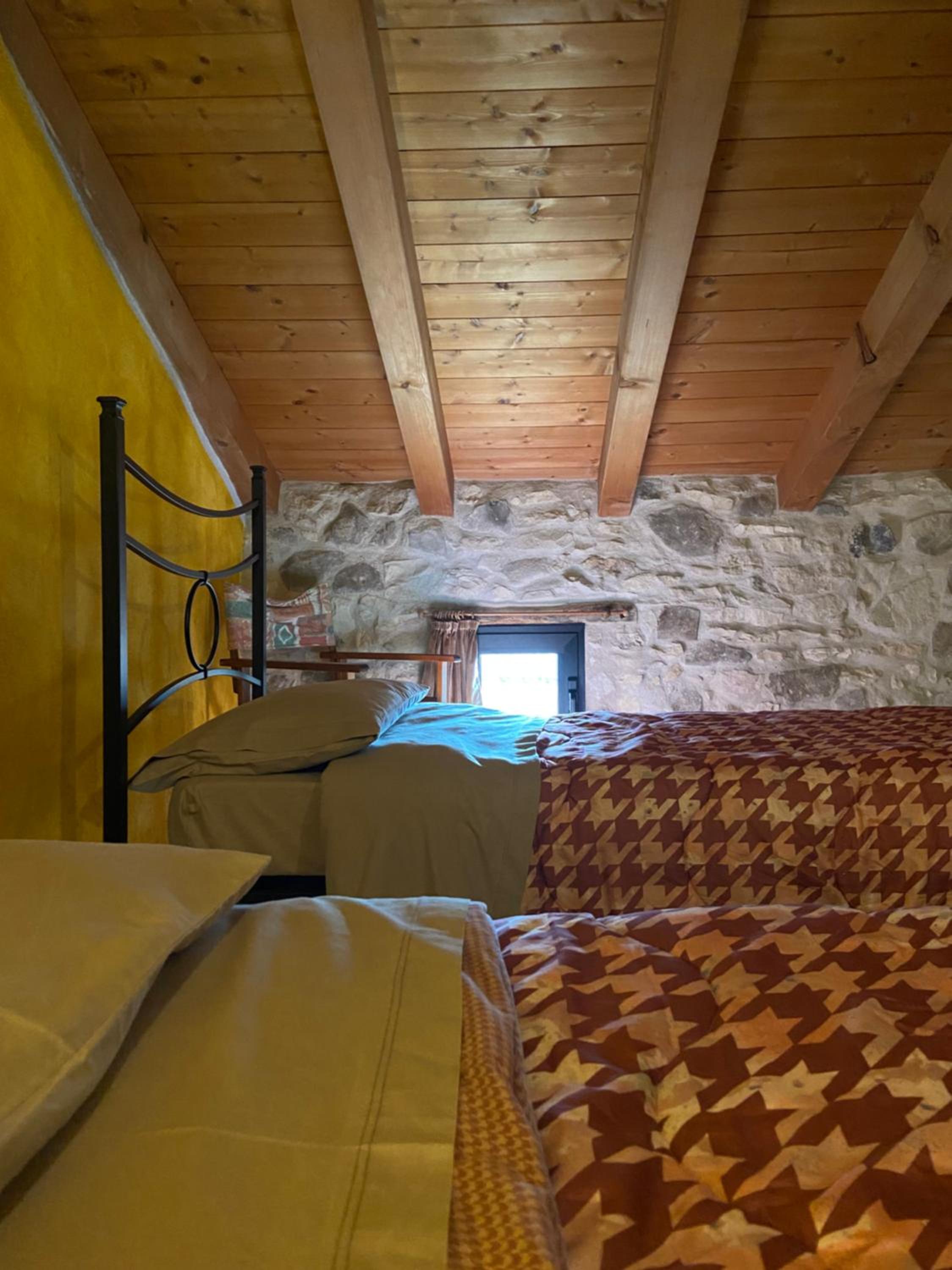 Two-Bedroom Apartment - Photo 9