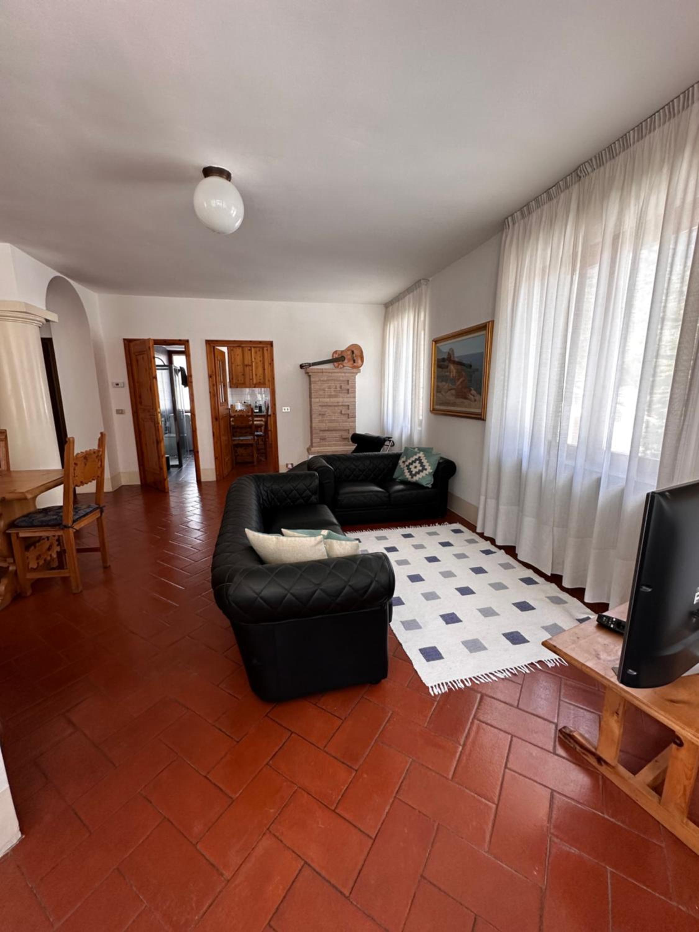 Three-Bedroom Apartment photo 1