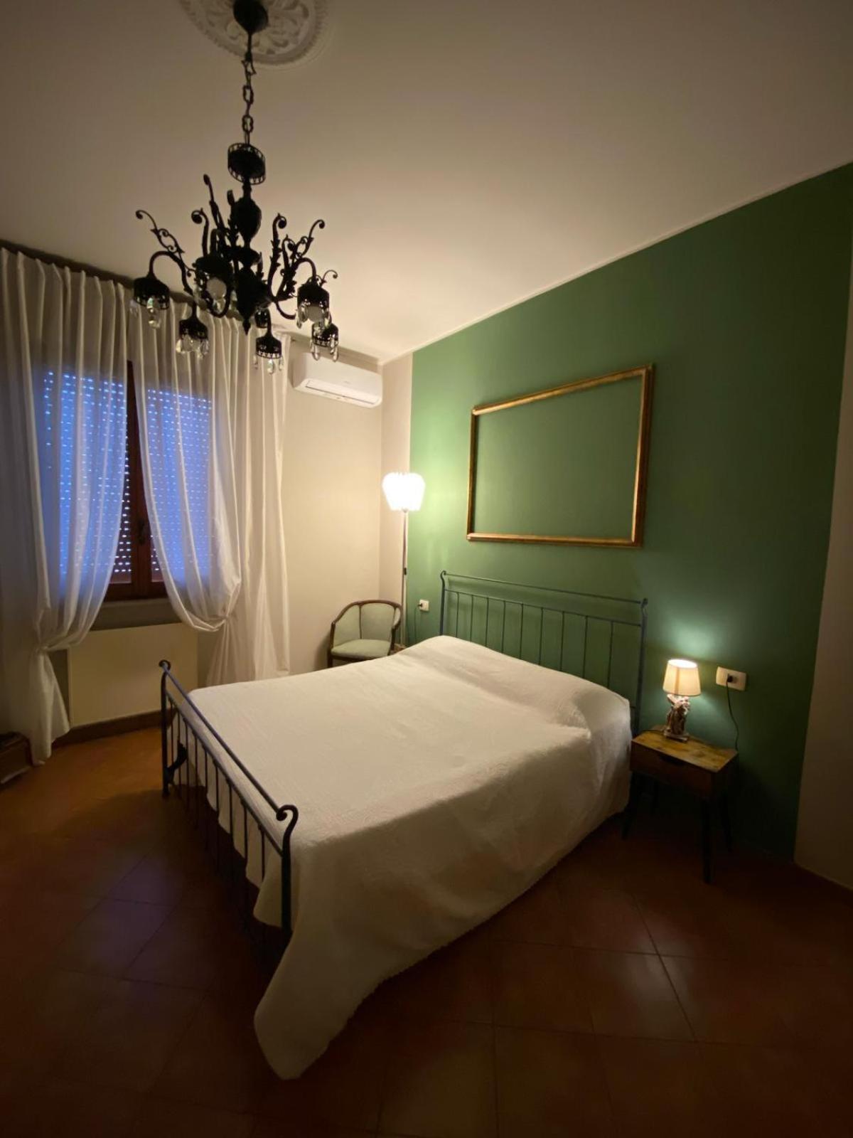 Triple Room with Private Bathroom photo 3
