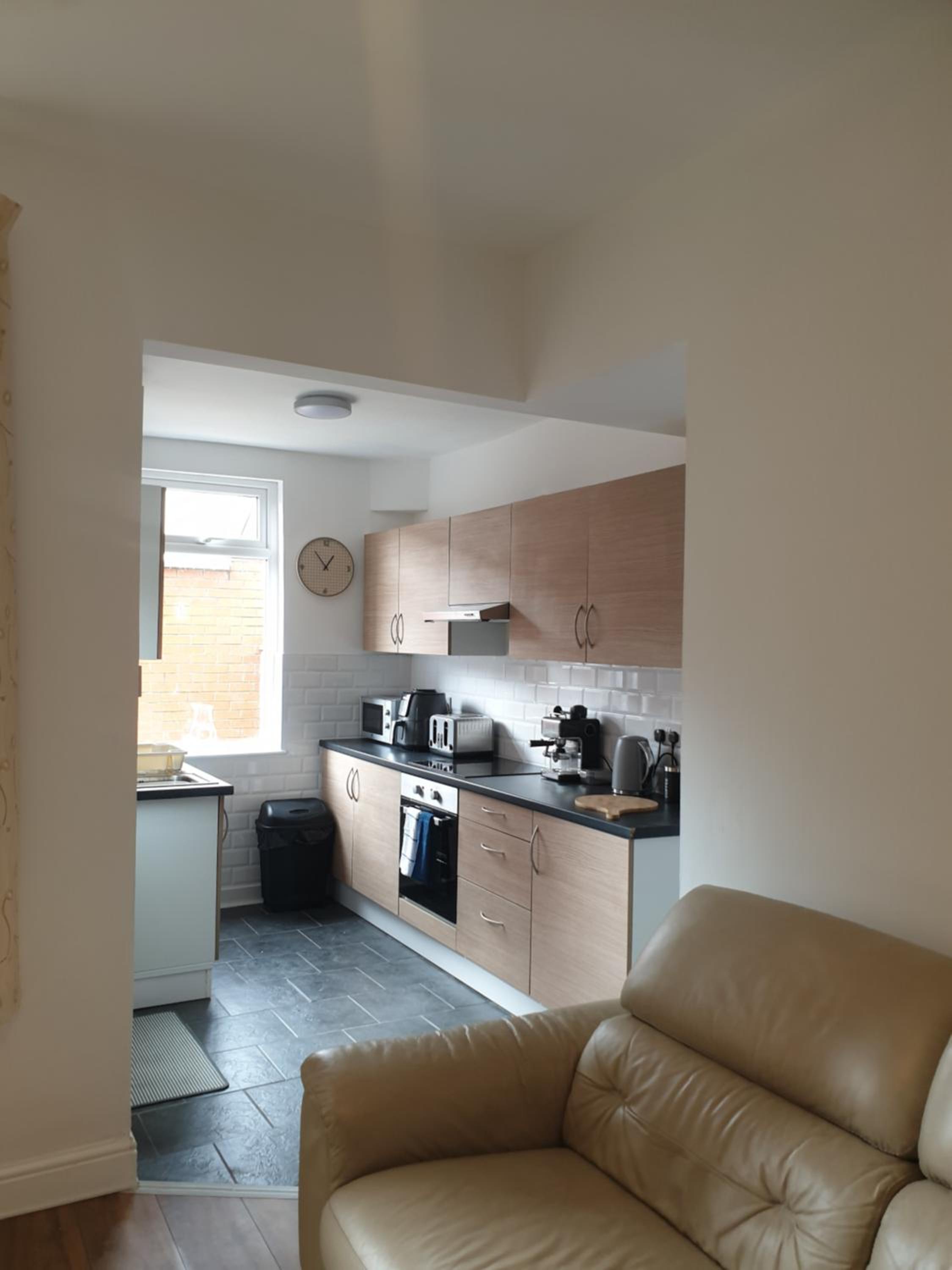 Three-Bedroom House photo 3