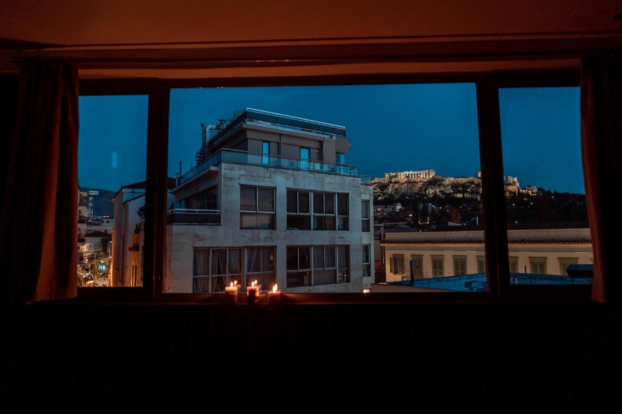 One-Bedroom Apartment with View photo 2
