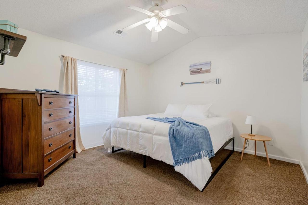 Two-Bedroom House photo 1