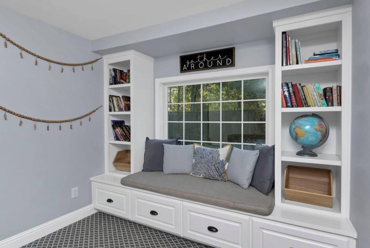 Three-Bedroom House photo 3
