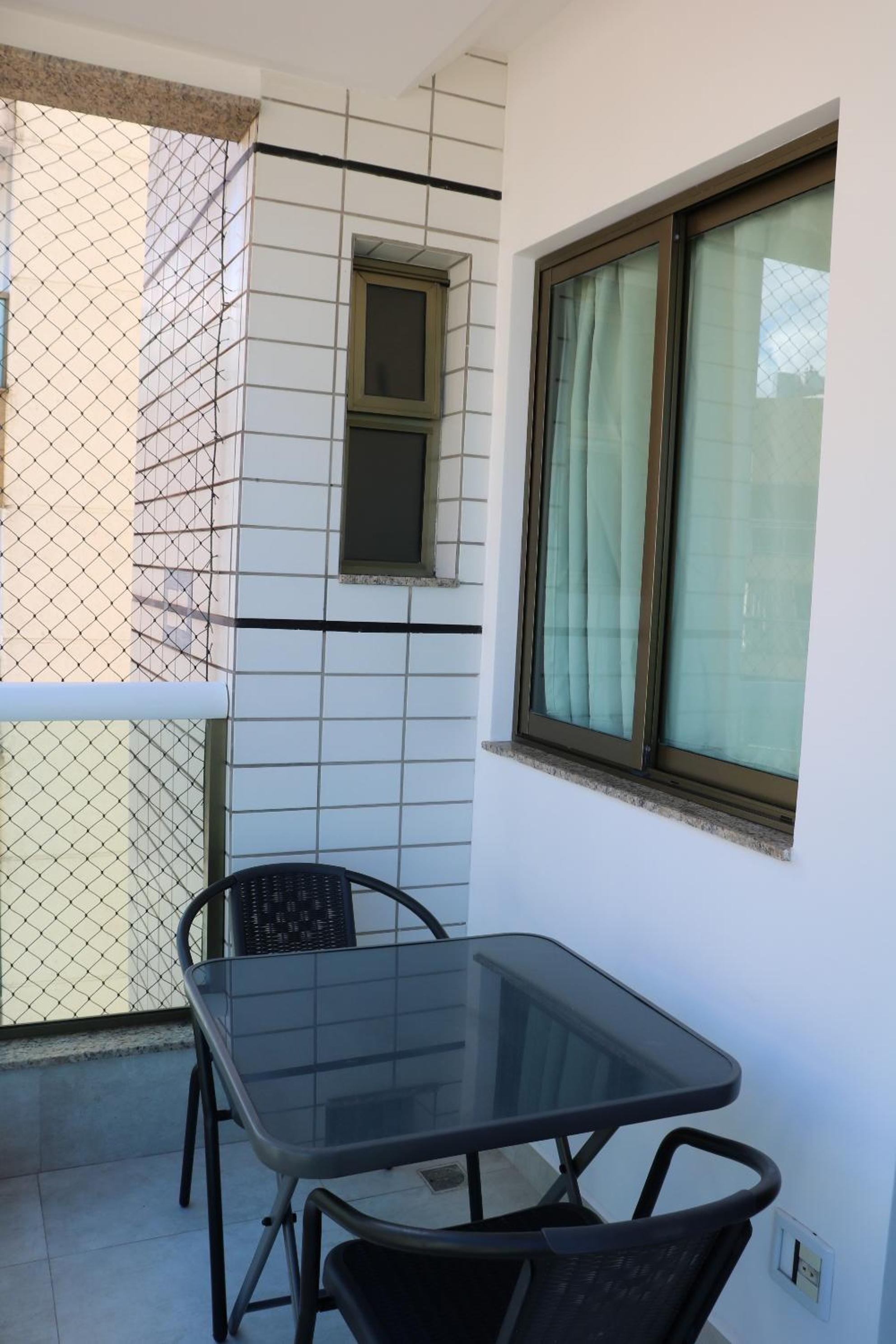 One-Bedroom Apartment with Sea View photo 3