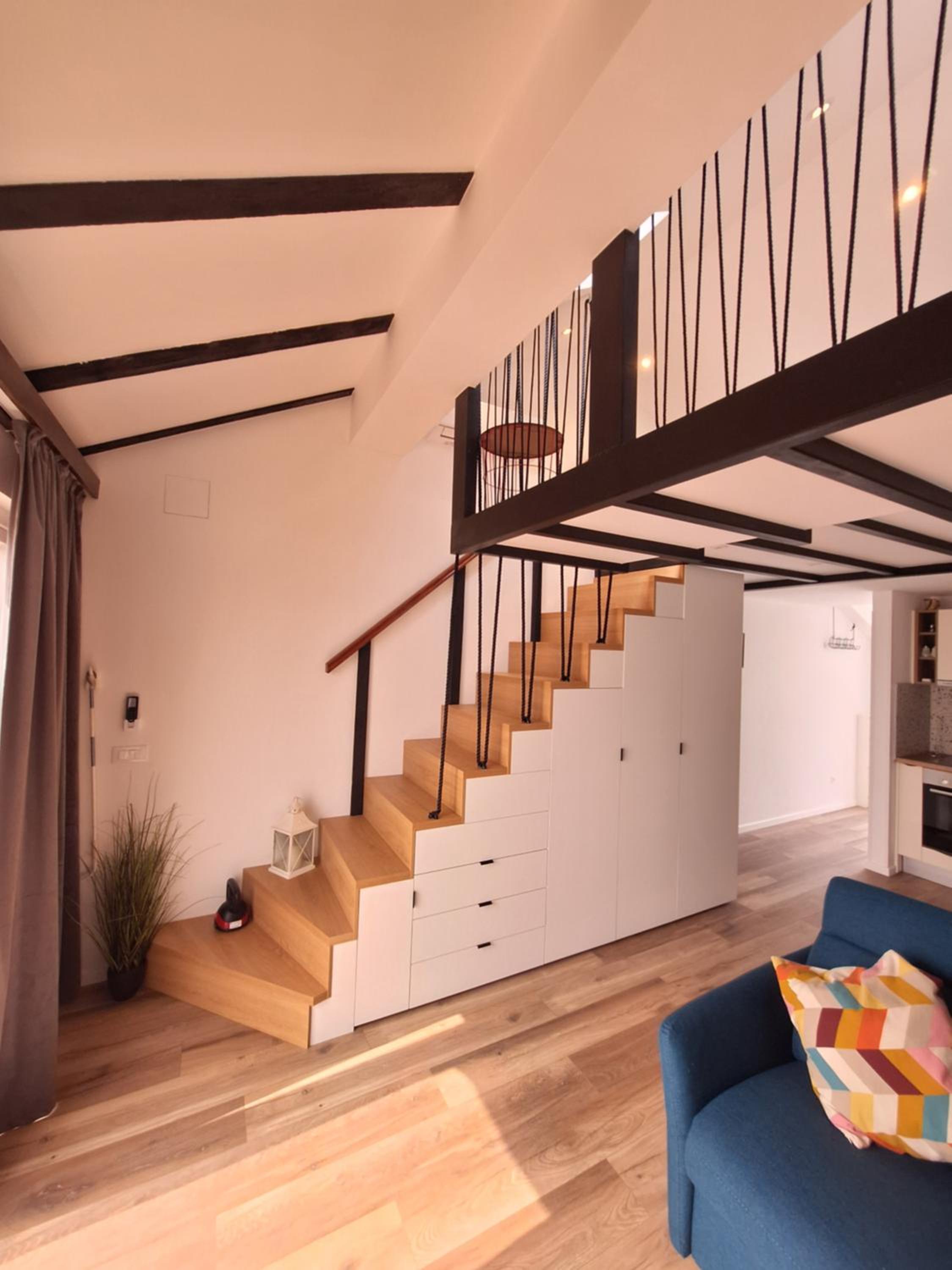 One-Bedroom Apartment - Sea Side