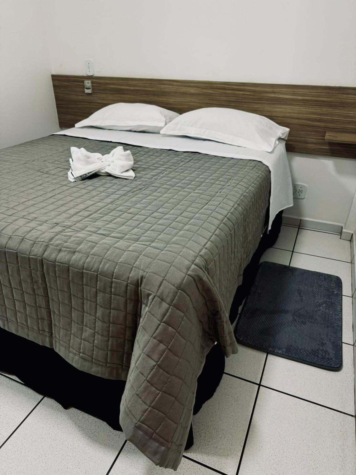 Double Room - Photo 5