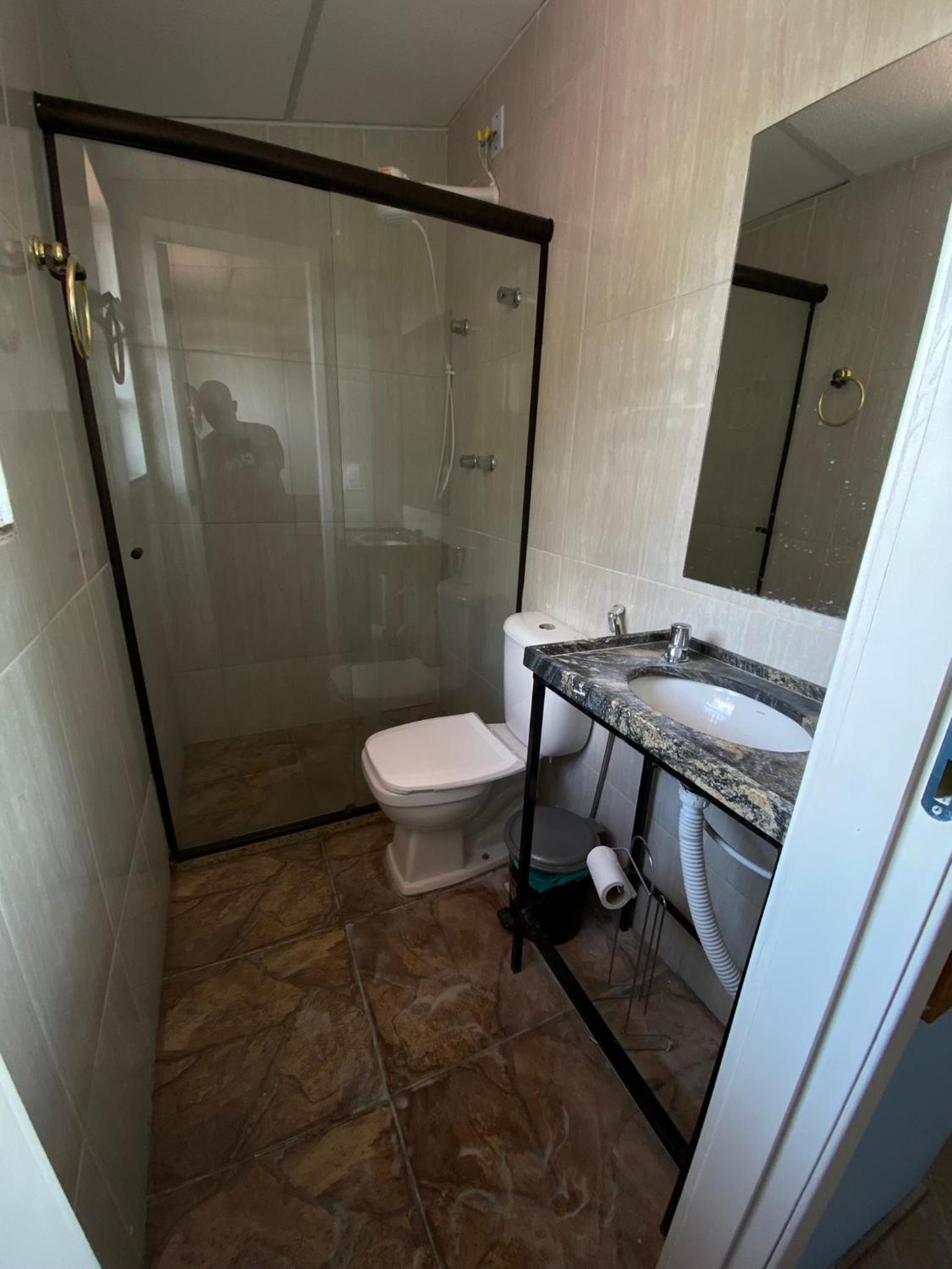 Suite - Photo 22