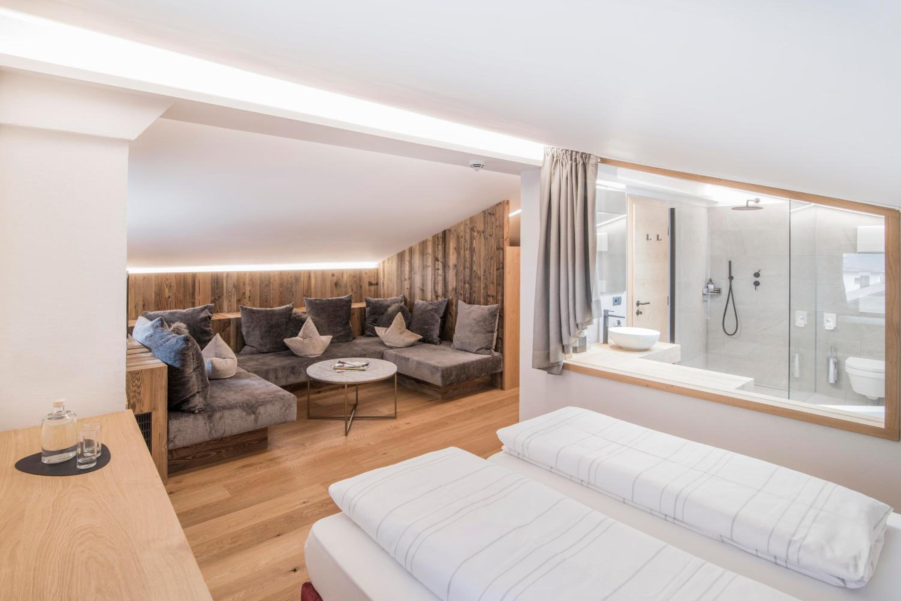 Tower Suite photo 3