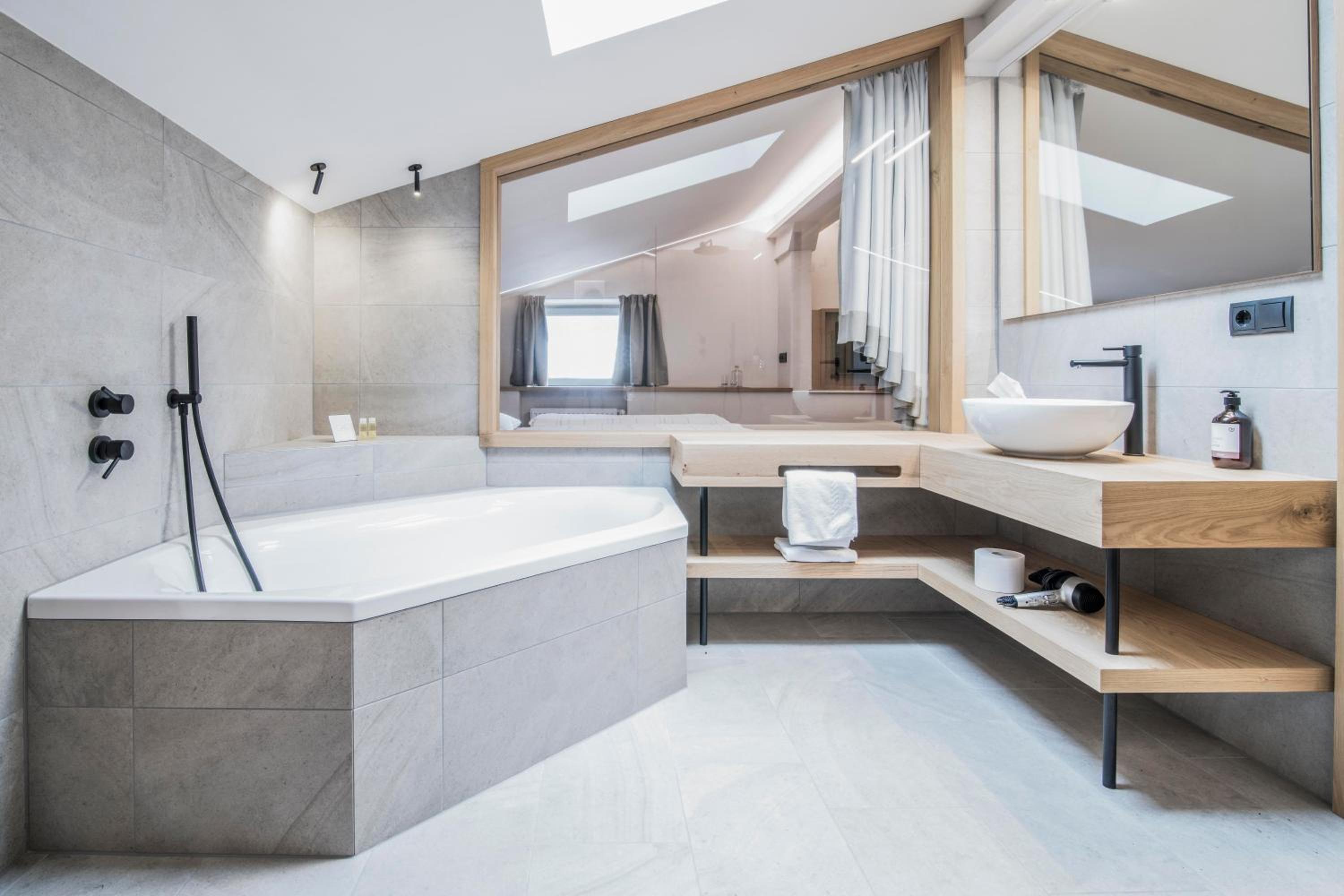 Tower Suite photo 2