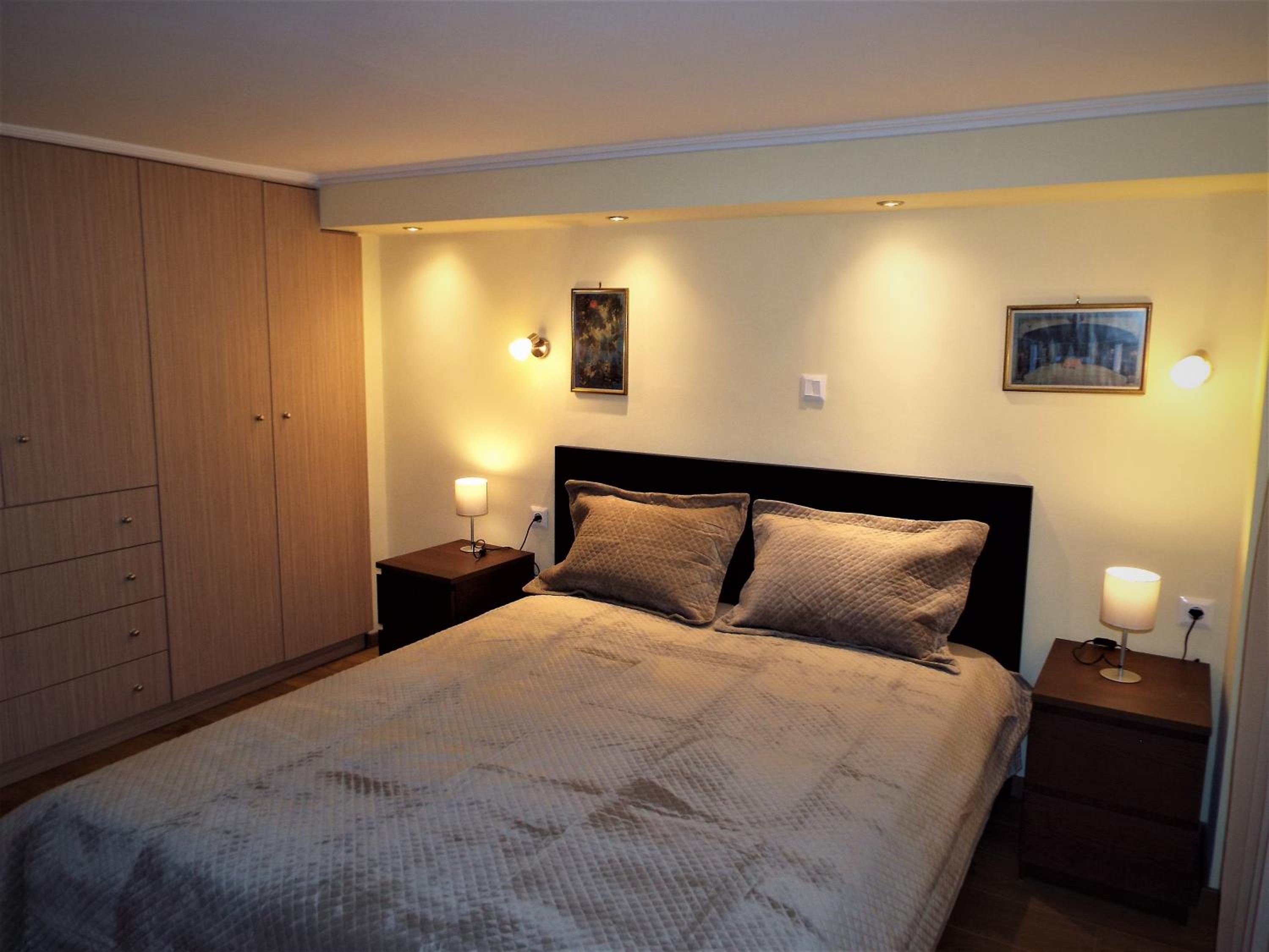 Three-Bedroom Apartment photo 3