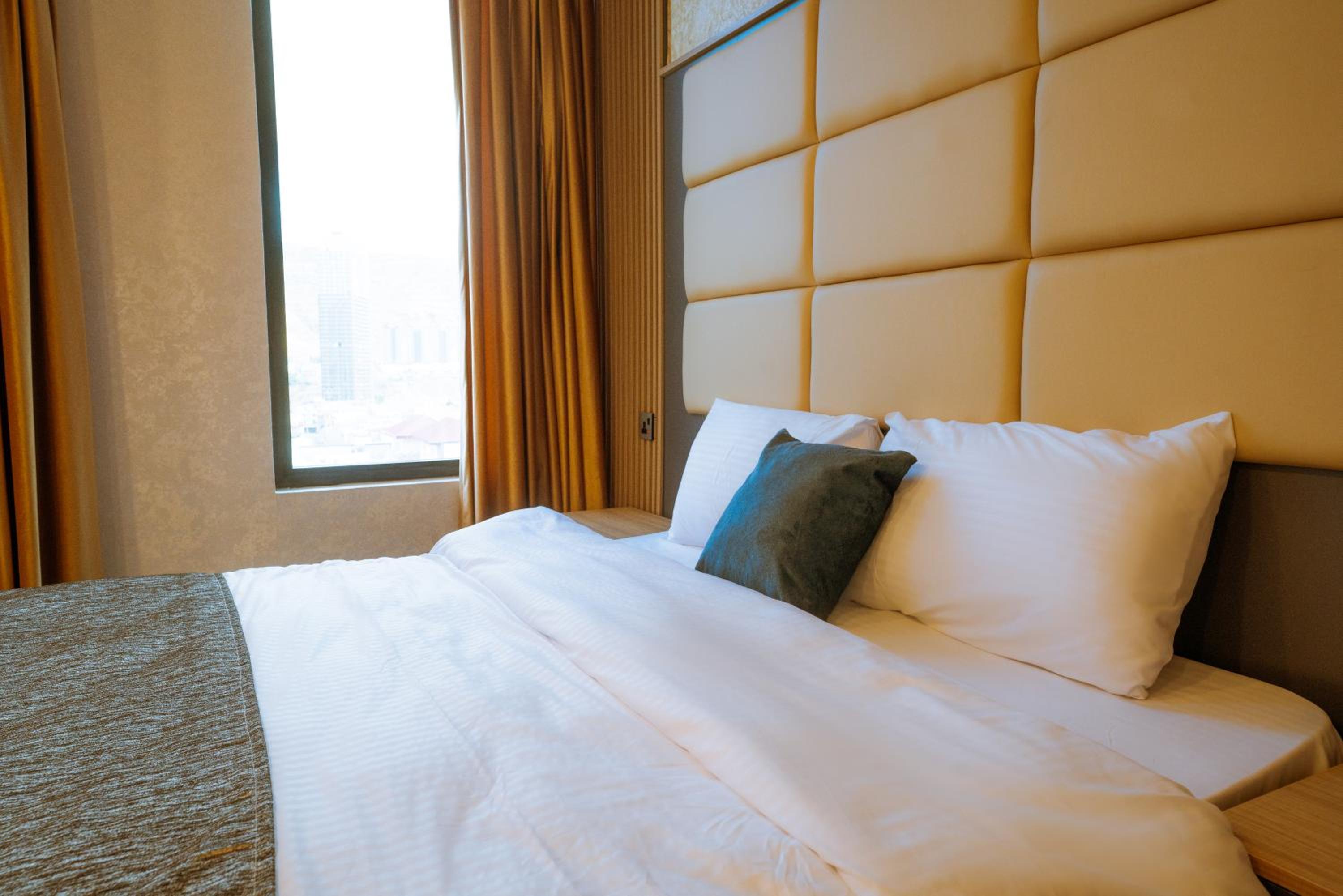 Large Single Room