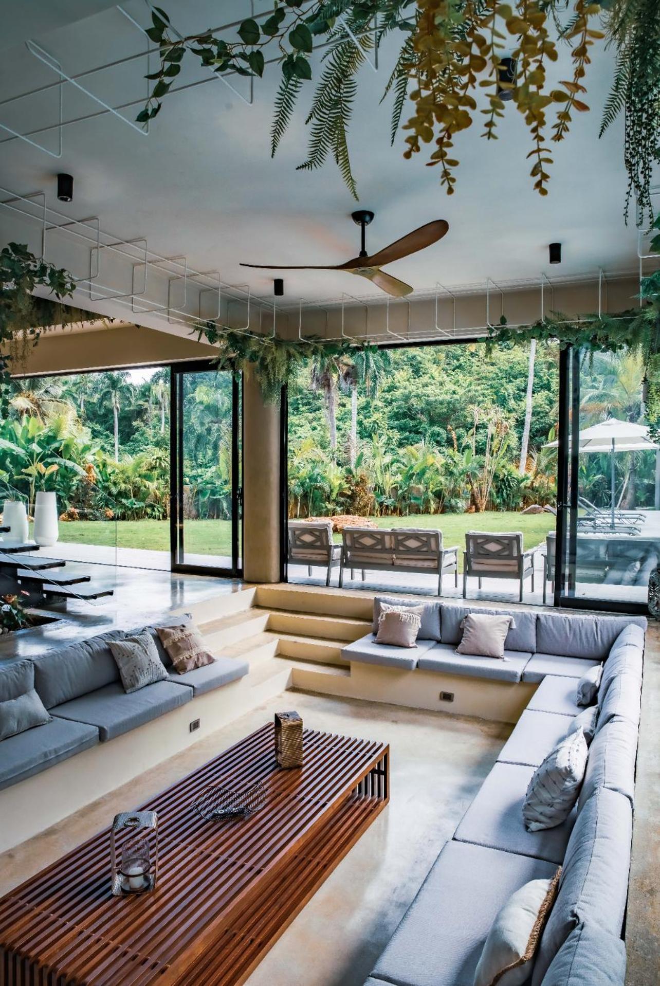 Villa photo 1
