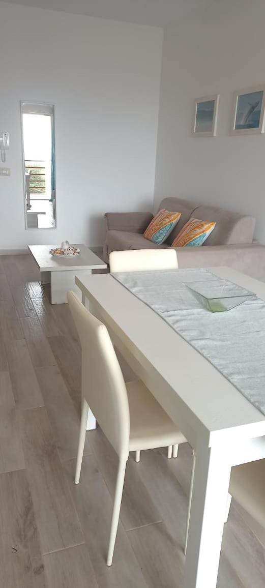 Apartment With Sea View photo 2
