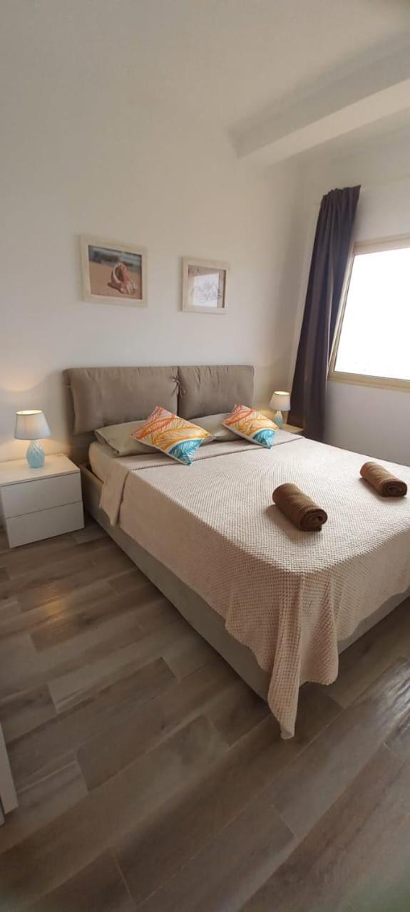 Apartment With Sea View photo 1