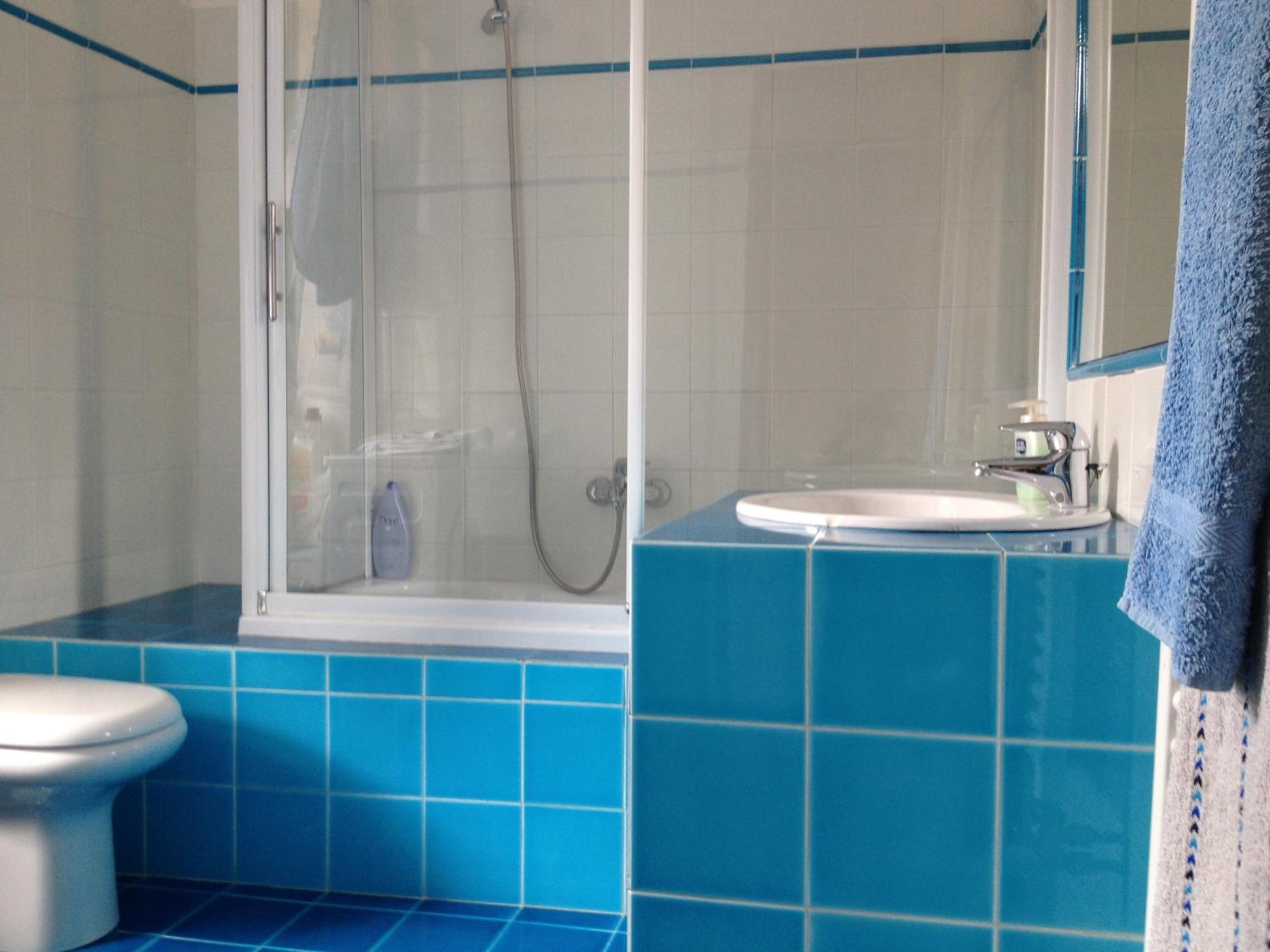 Standard Double Room With Shared Bathroom photo 2
