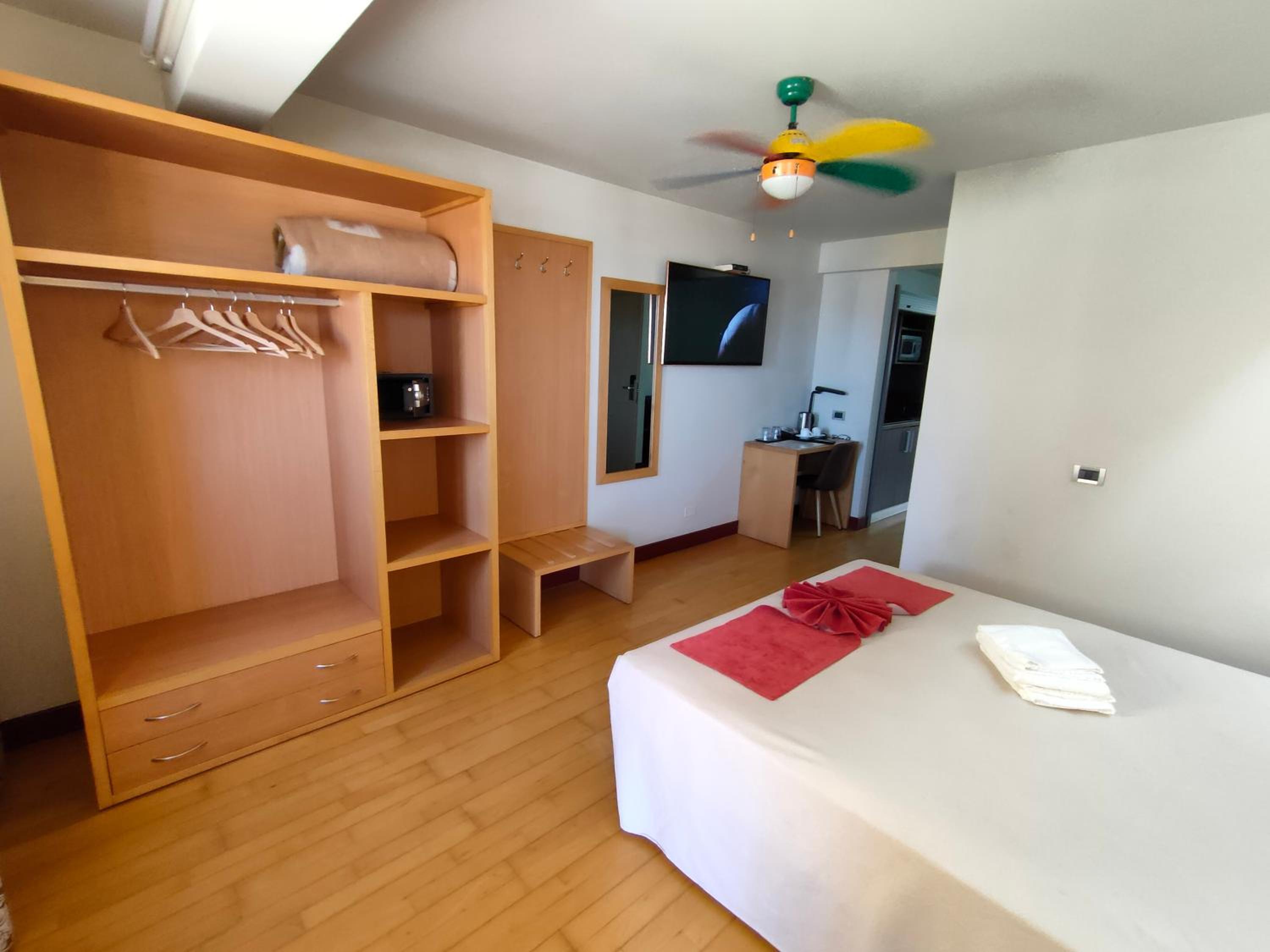 Suite with Sea View