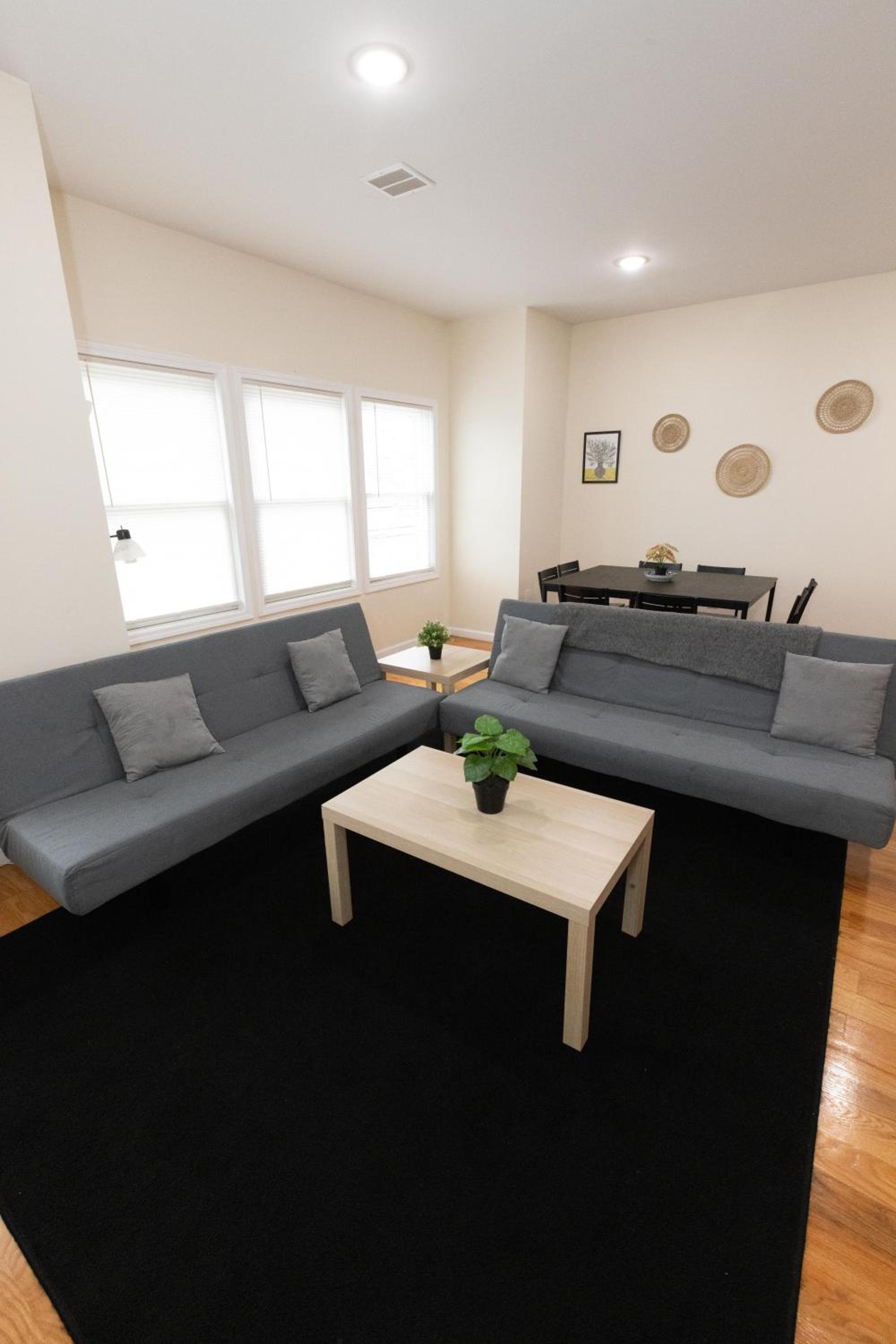 Apartment photo 1