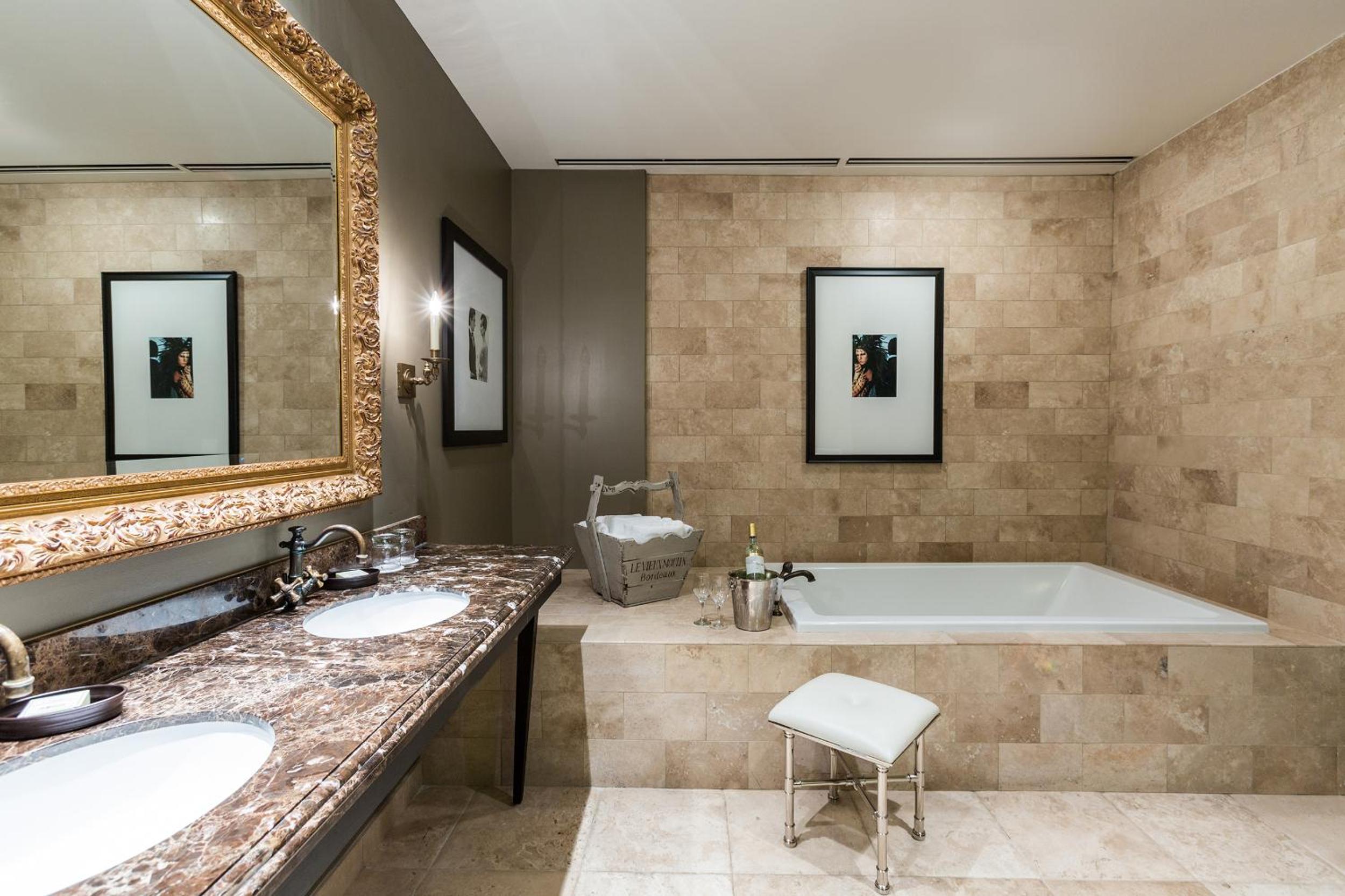 Signature Suite of Hotel's Choice - Photo 3