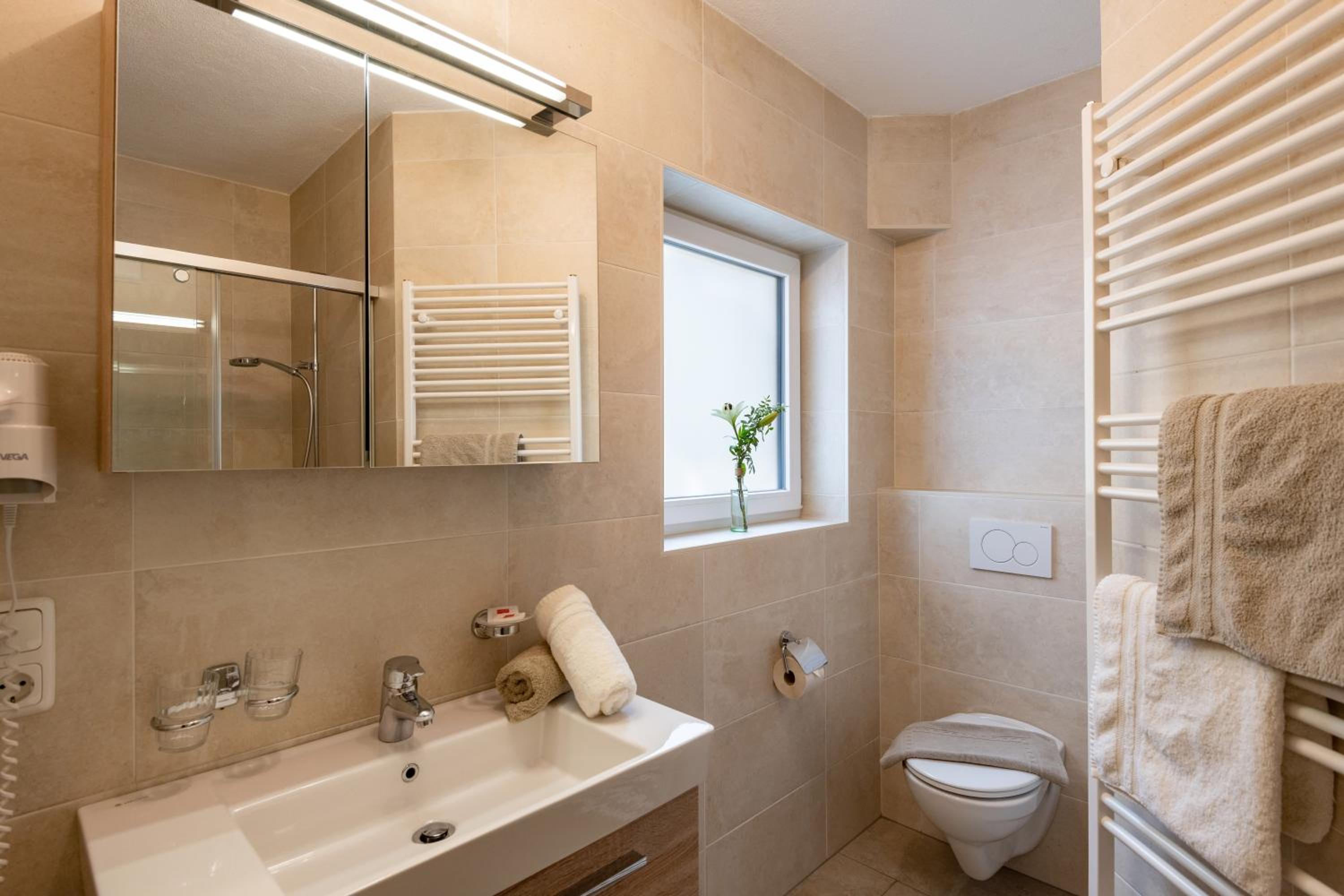 Double Room with Balcony photo 2