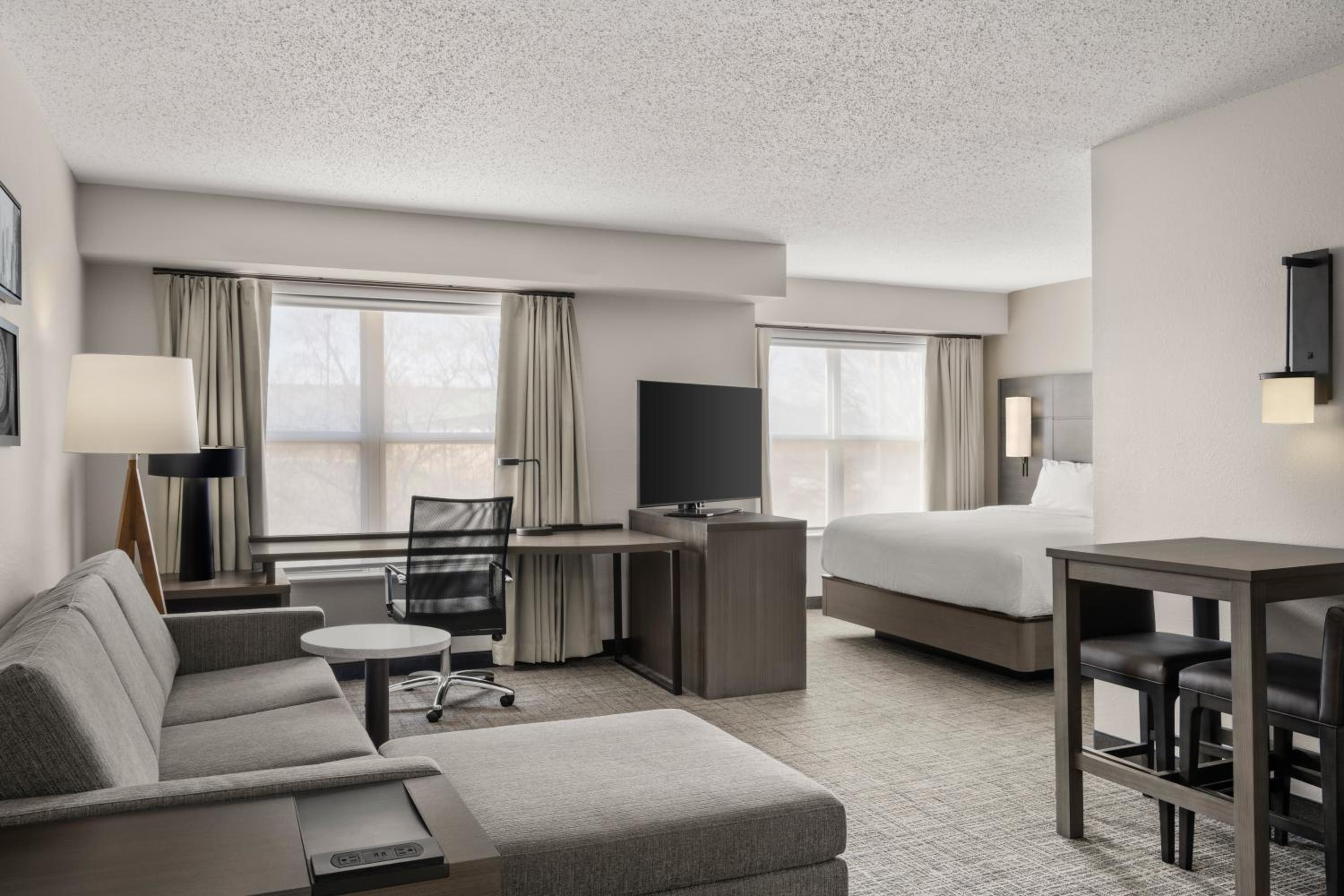 King Studio Suite photo 1