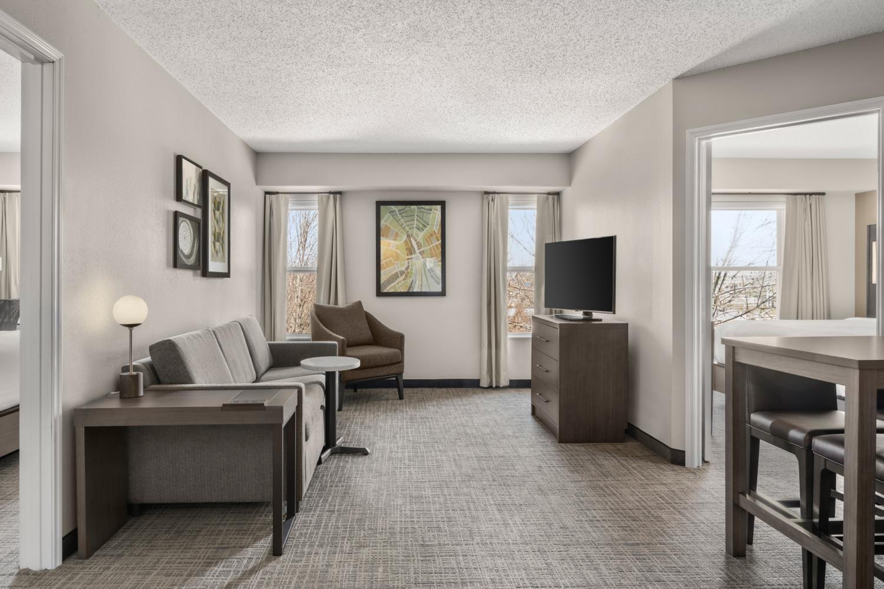 Two-Bedroom Suite - Photo 1