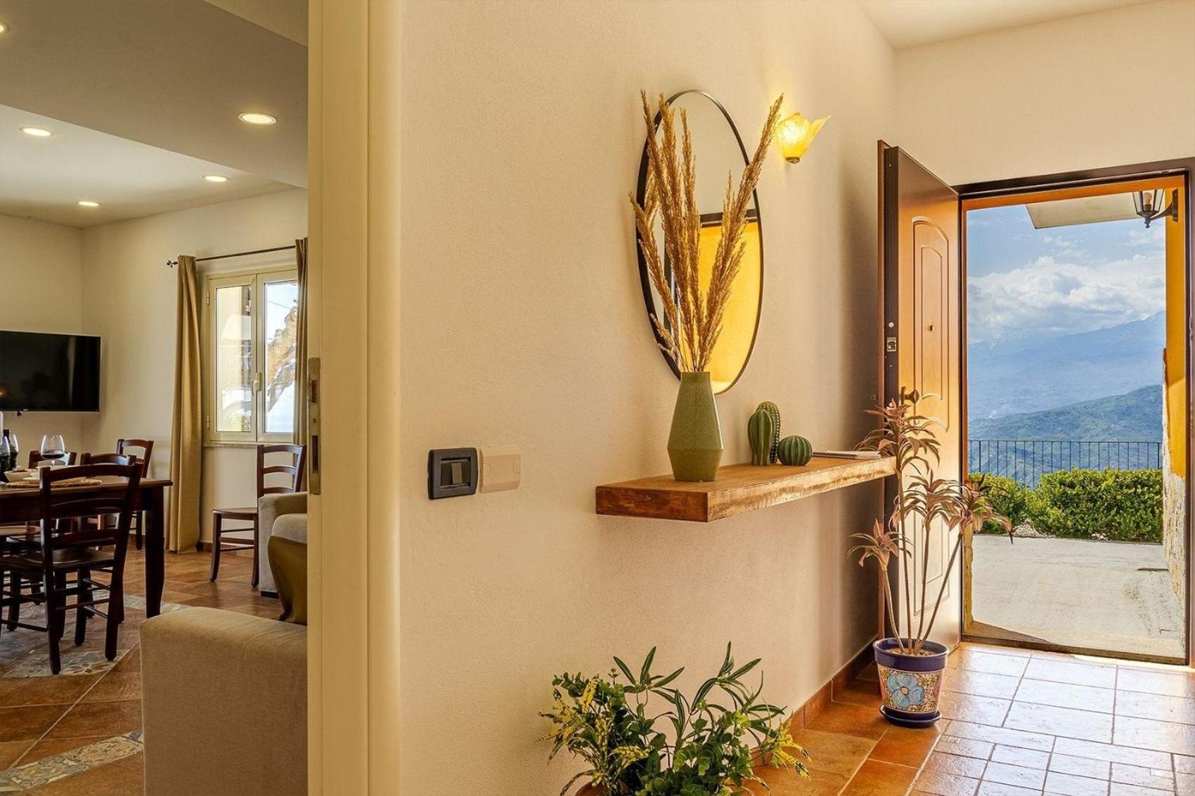 Four-Bedroom Vacation Home photo 1