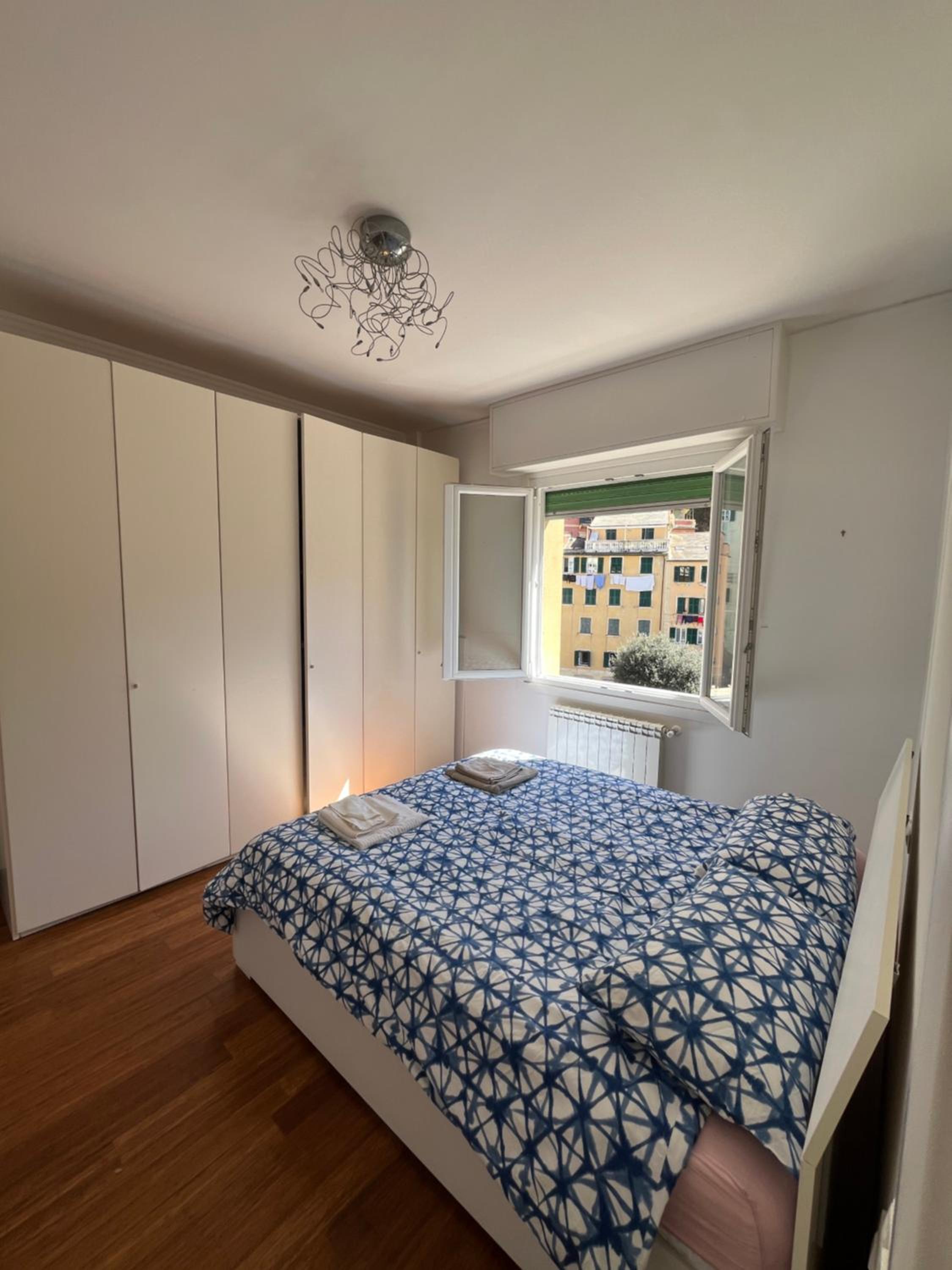 One-Bedroom Apartment photo 3