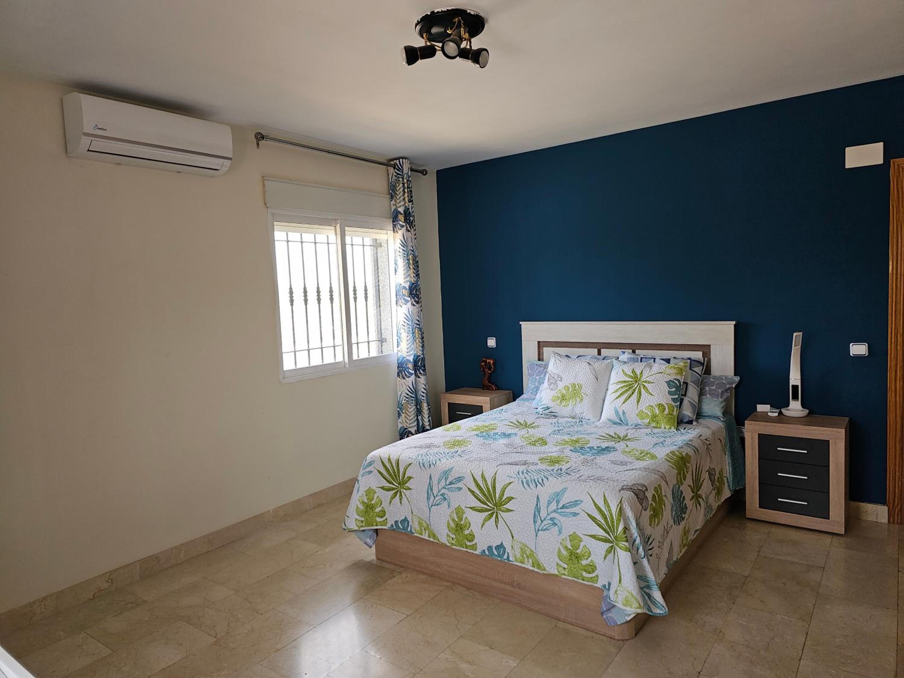 Casa de cinco habitaciones
