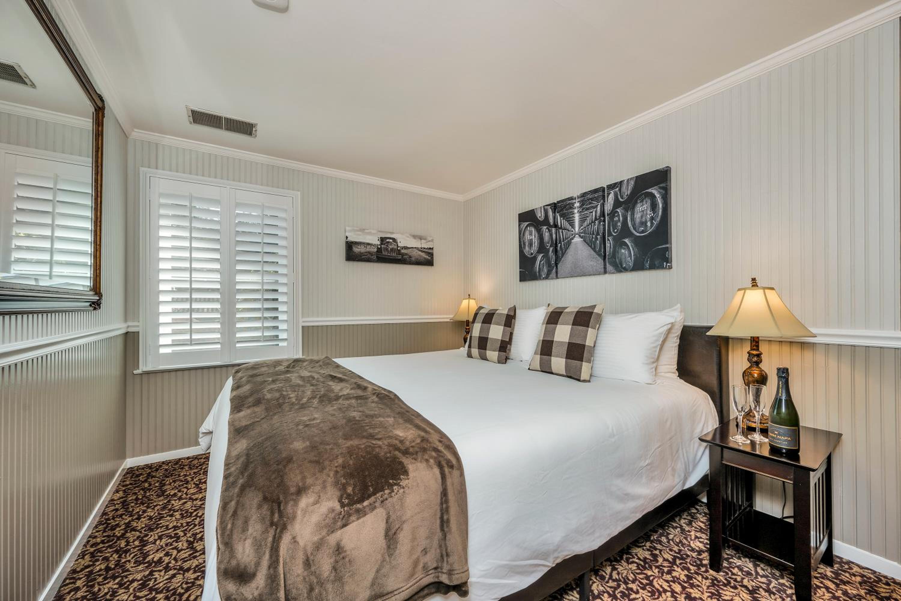 Standard King Room