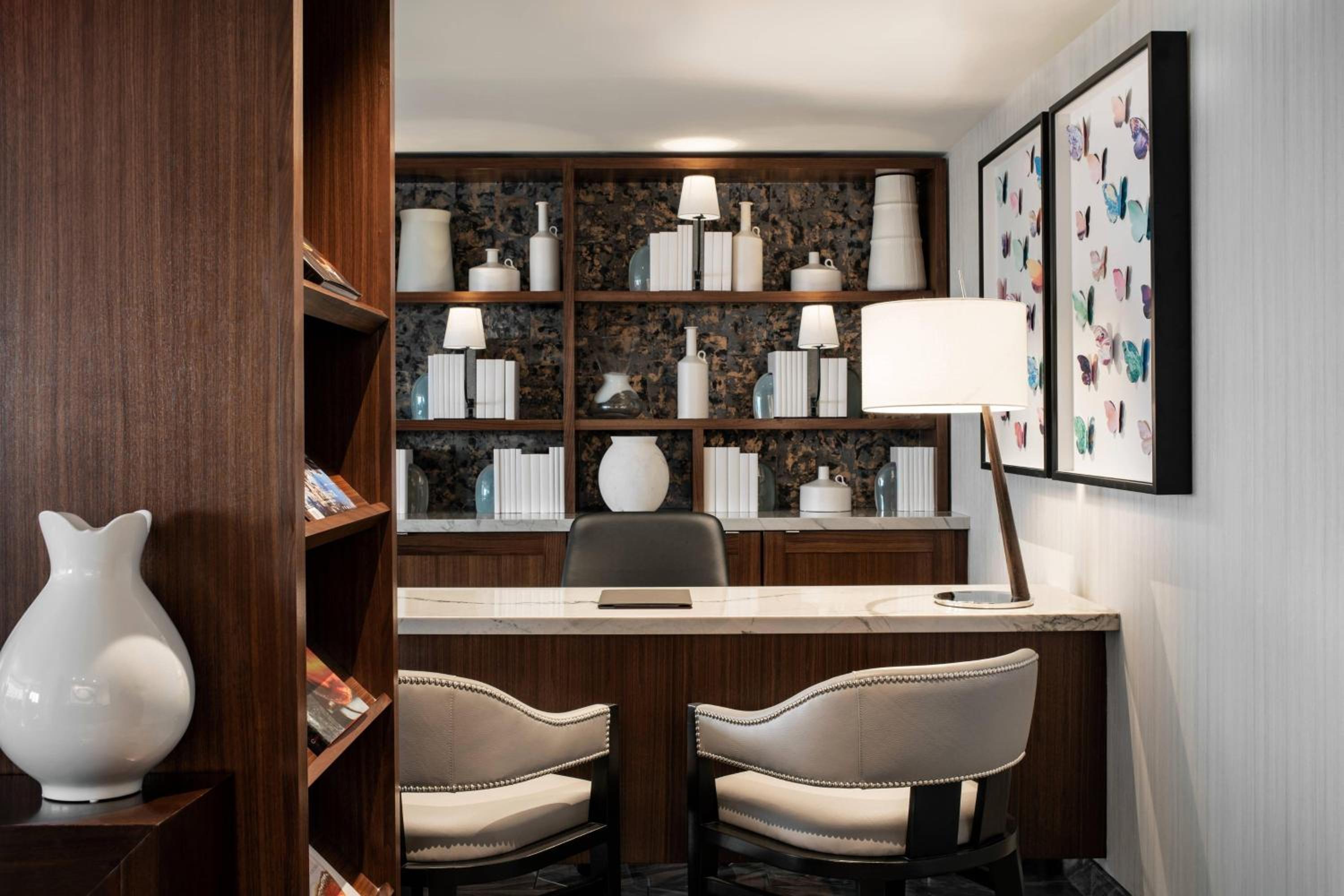 Club level, Guest room, 1 King Bed