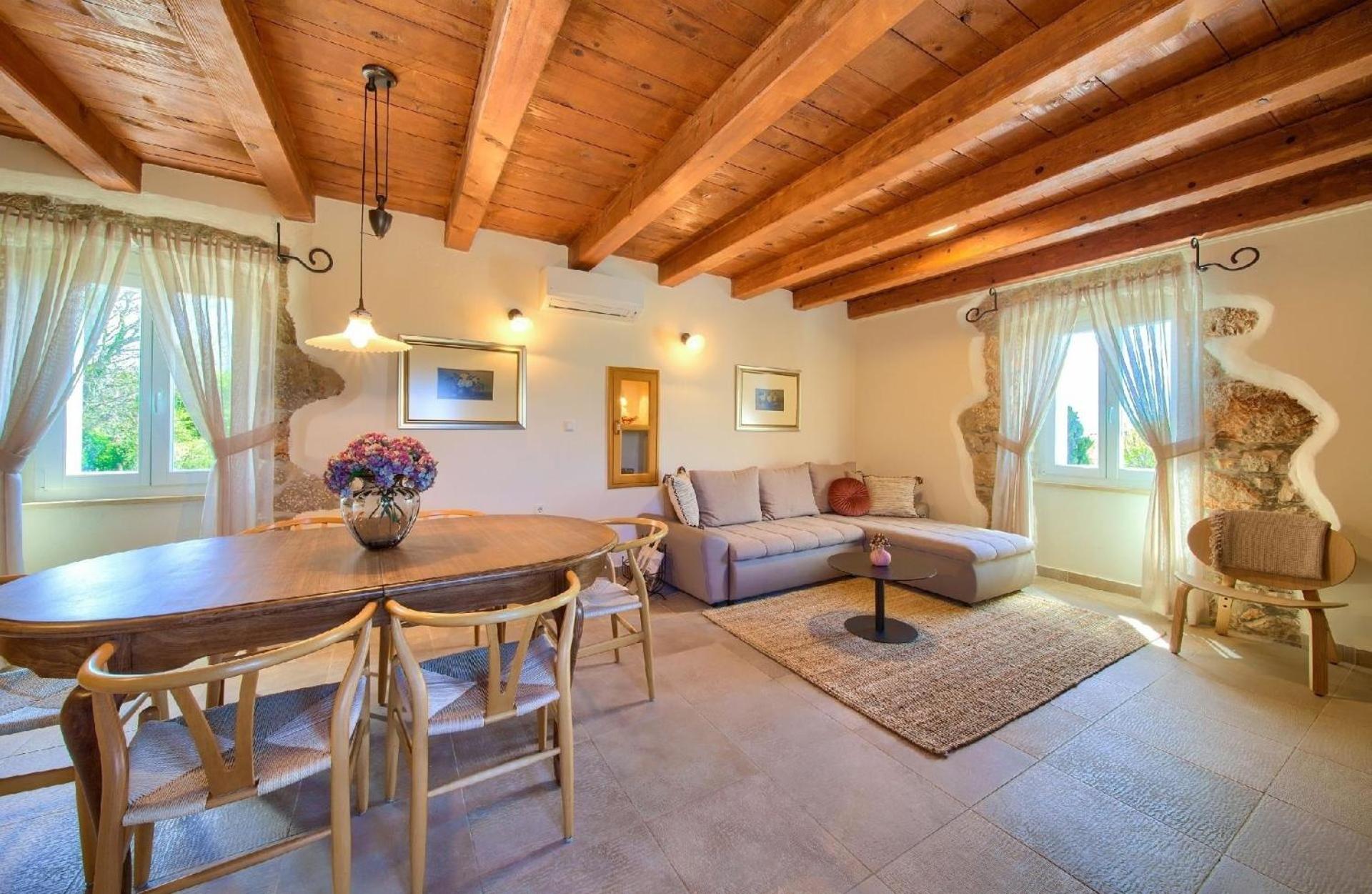 Three-Bedroom Vacation Home  photo 1
