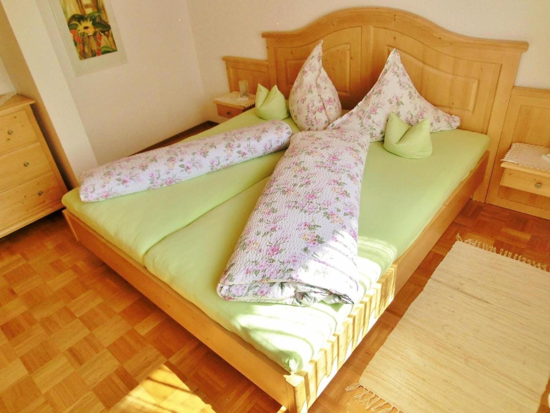 Apartment photo 2