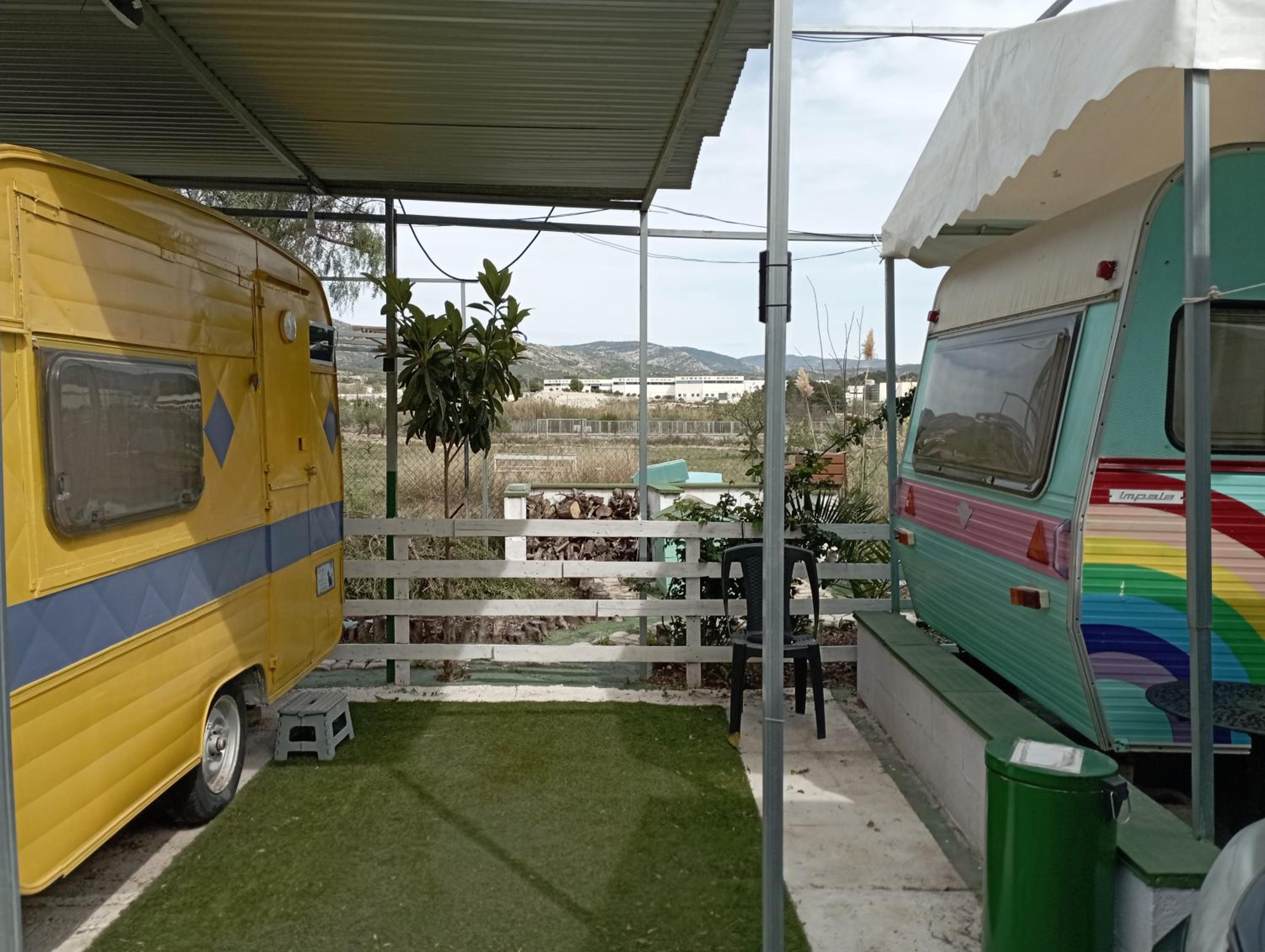 Mobile Home photo 2