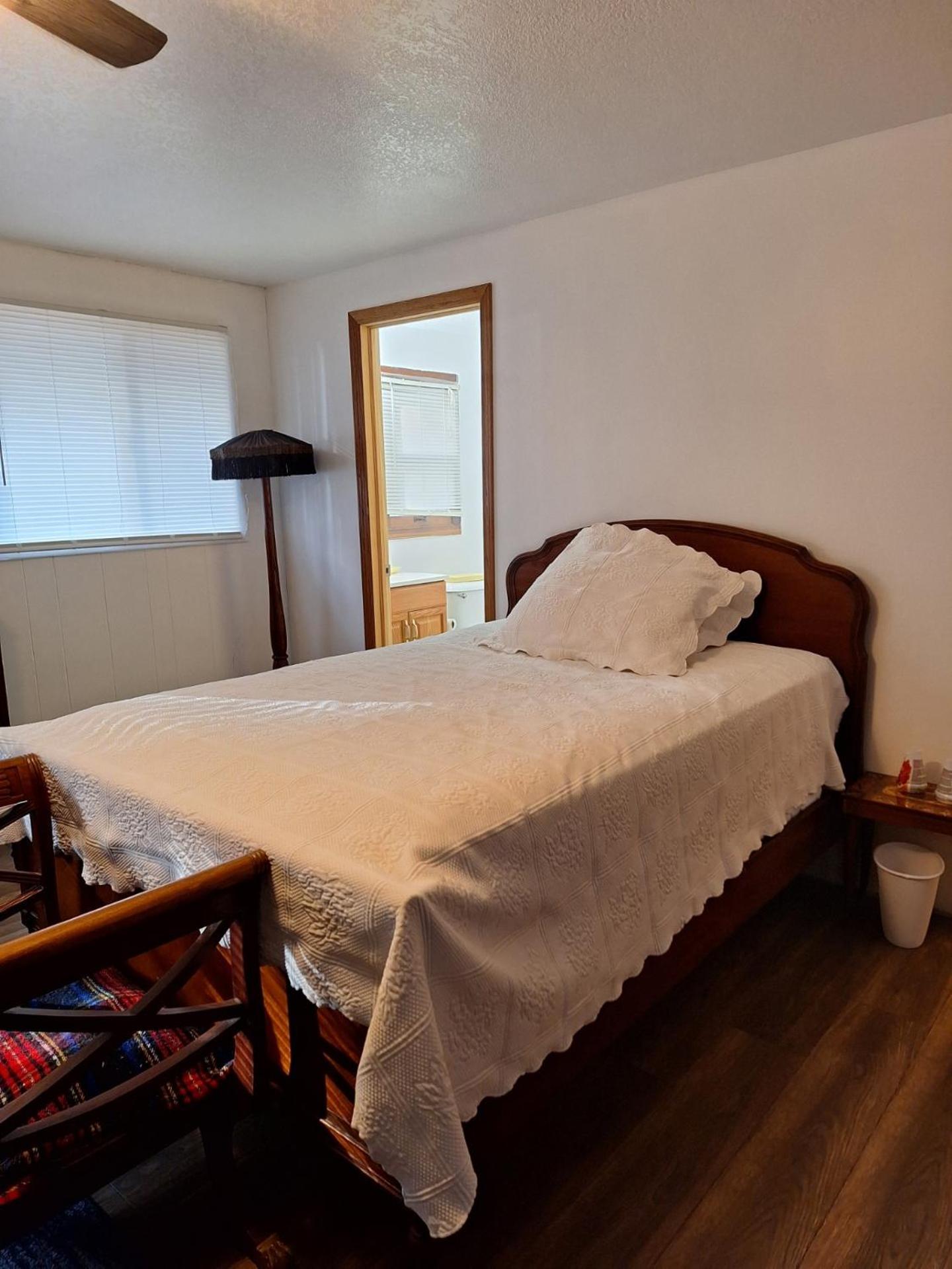 Double Room With Private Bathroom photo 1