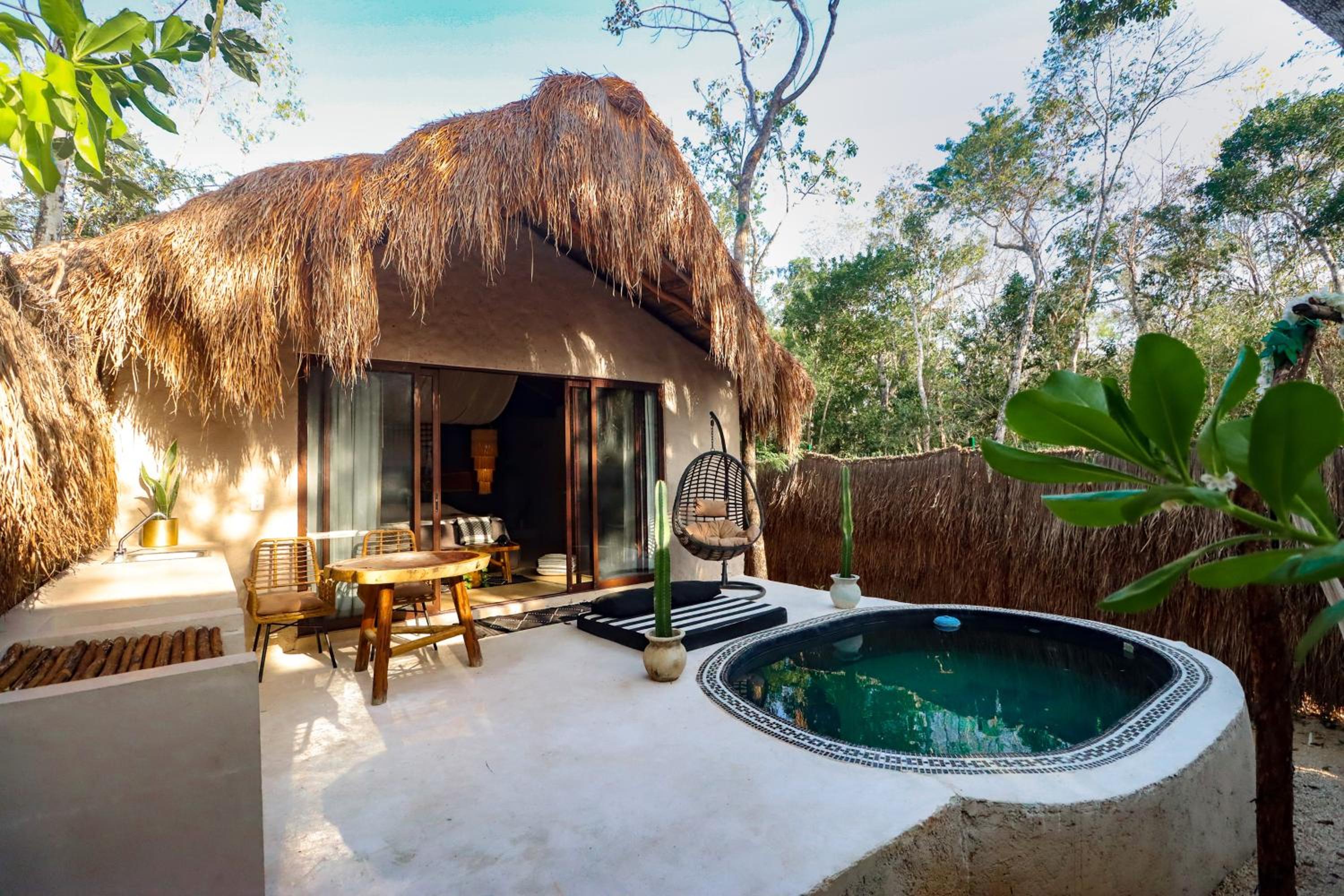 Villa with Private Pool - Photo 12